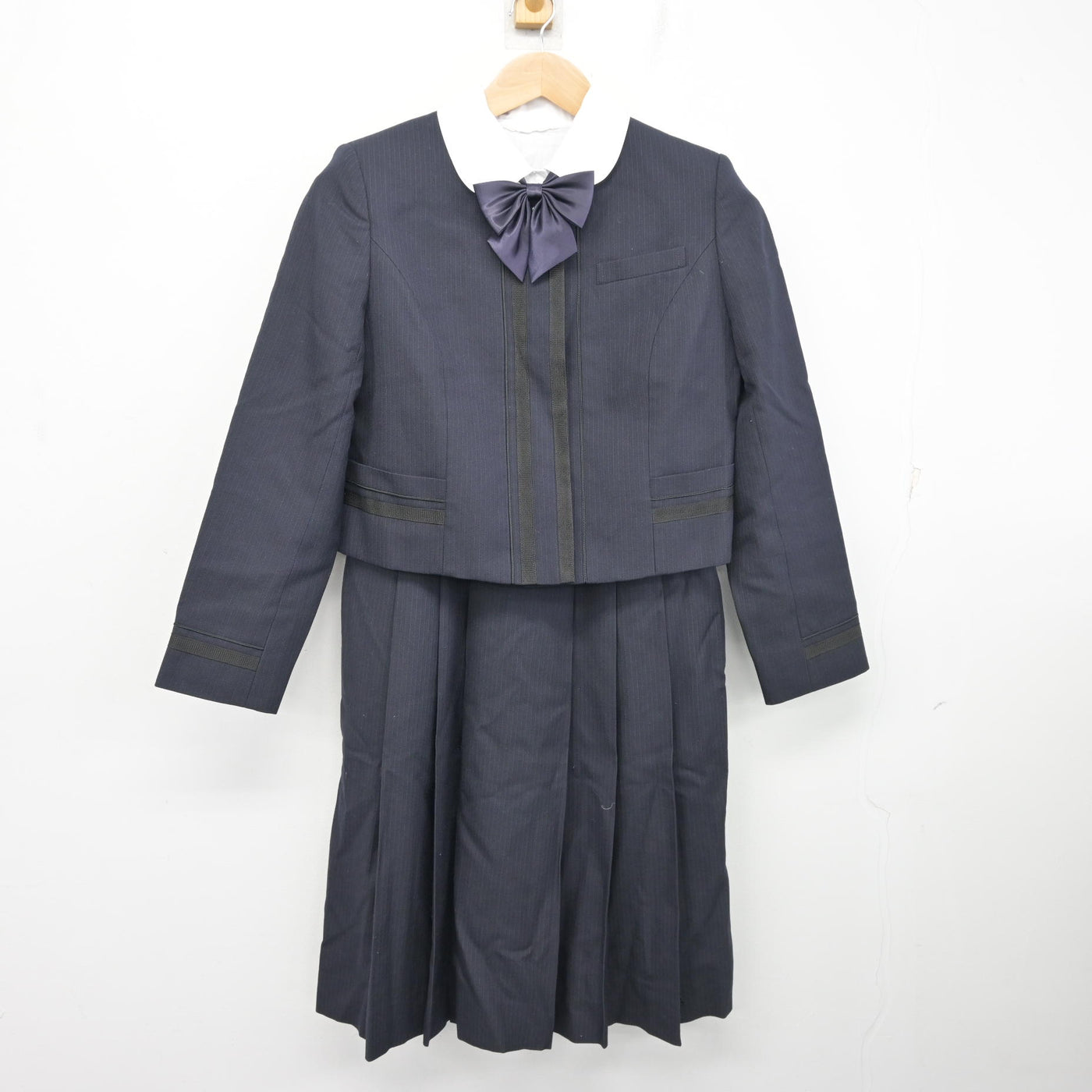 【中古】栃木県 佐野東高等学校 女子制服 4点 (ブレザー・シャツ・ジャンパースカート) sf102174