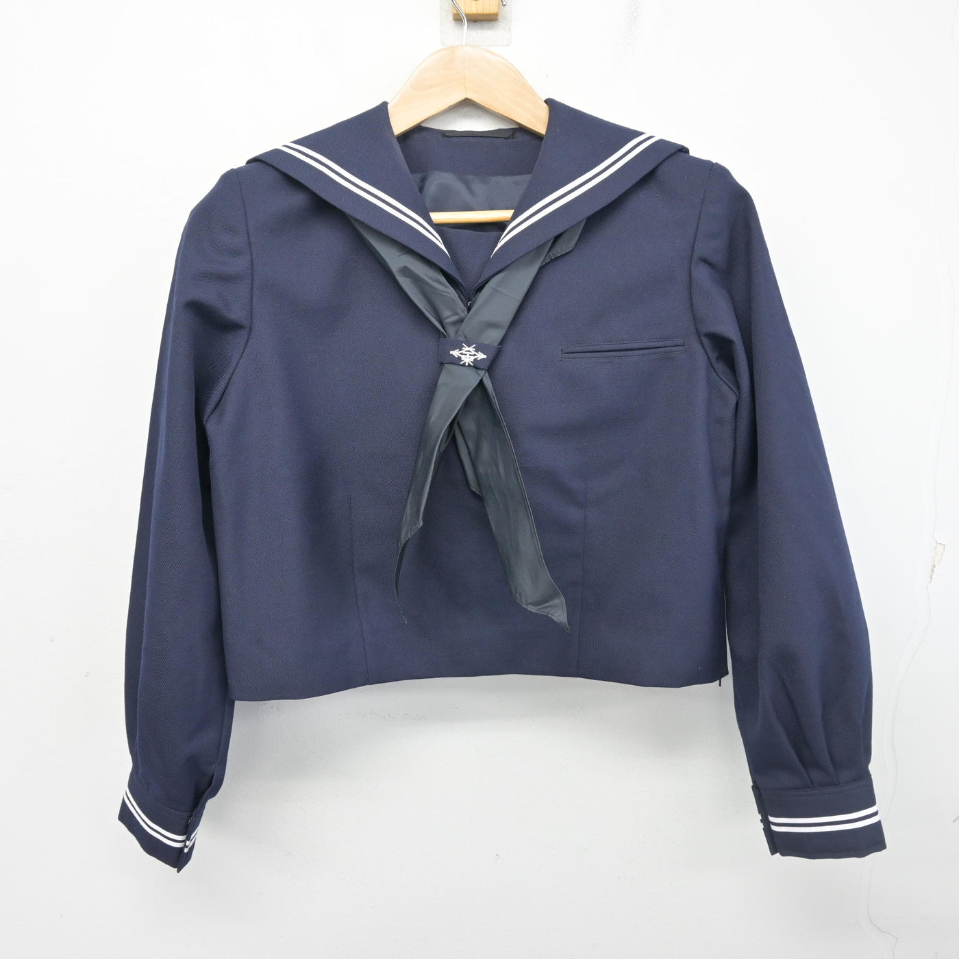 【中古】東京都 小松川第二中学校 女子制服 3点 (セーラー服・ジャンパースカート) sf102180