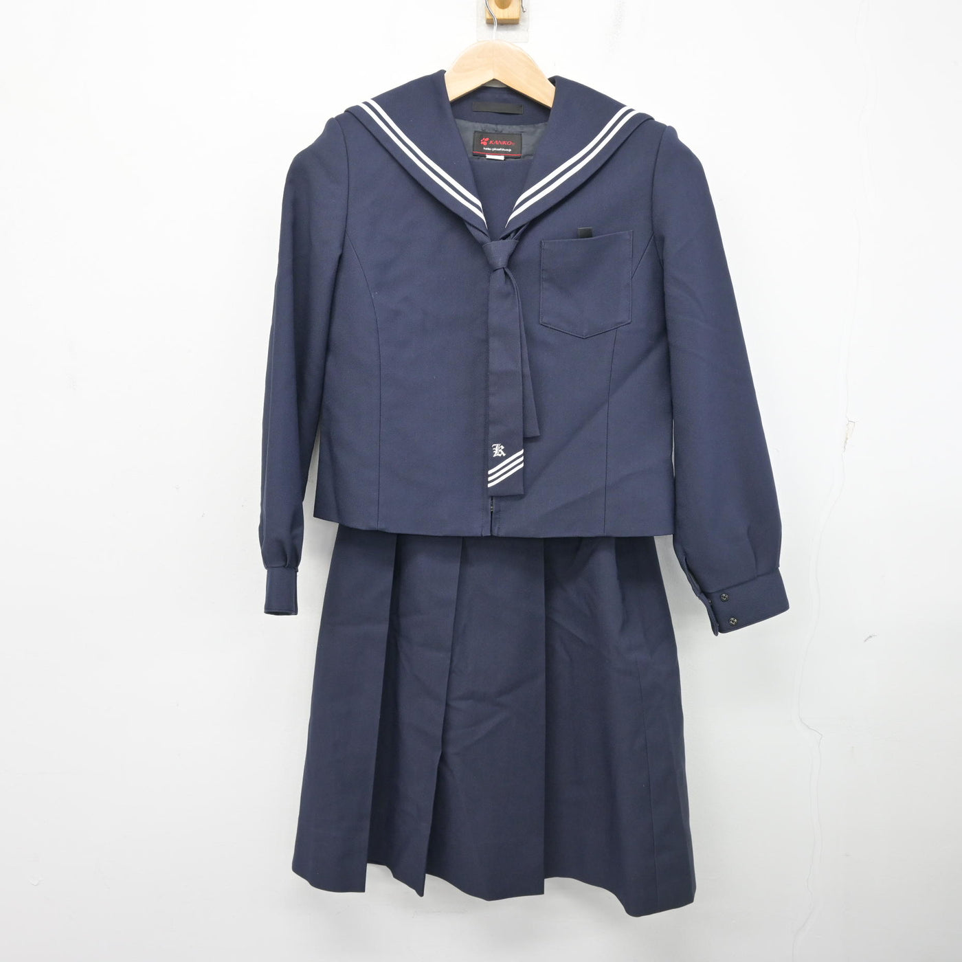 【中古】福島県 郡山第三中学校 女子制服 3点 (セーラー服・スカート) sf102183
