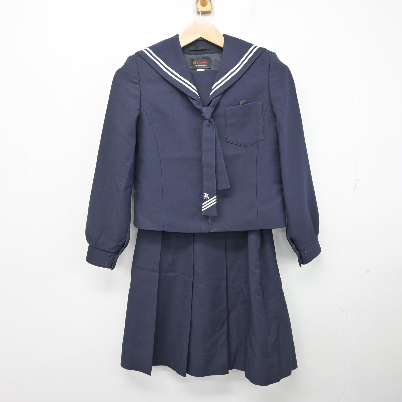 【中古】福島県 郡山第三中学校 女子制服 3点 (セーラー服・スカート) sf102184