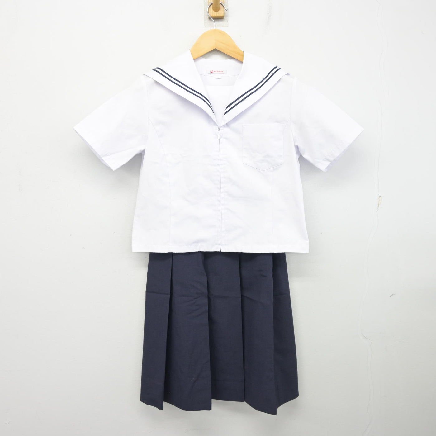 【中古】福島県 郡山第三中学校 女子制服 2点 (セーラー服・スカート) sf102186