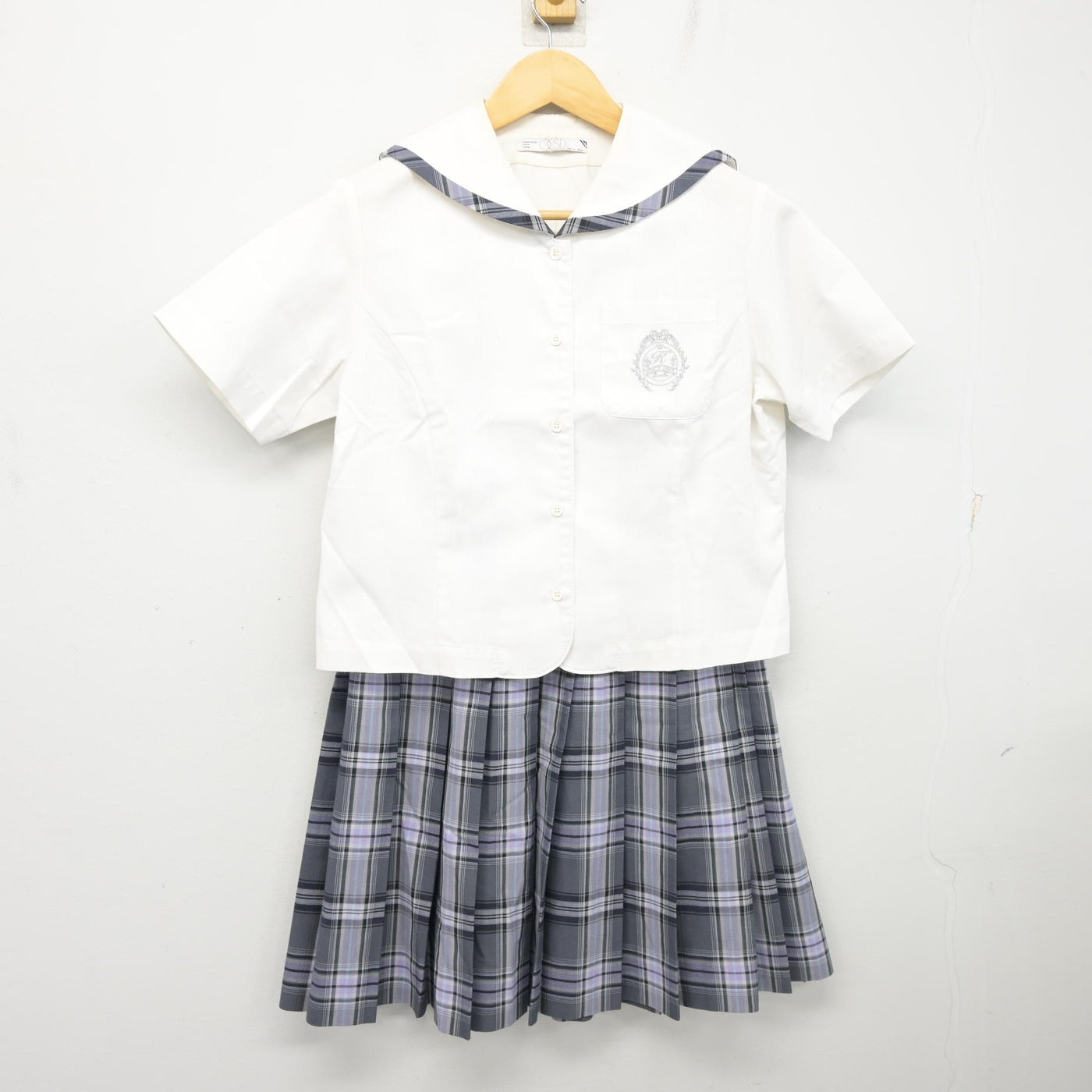 【中古】福岡県 希望が丘高等学校 女子制服 2点 (セーラー服・スカート) sf102221