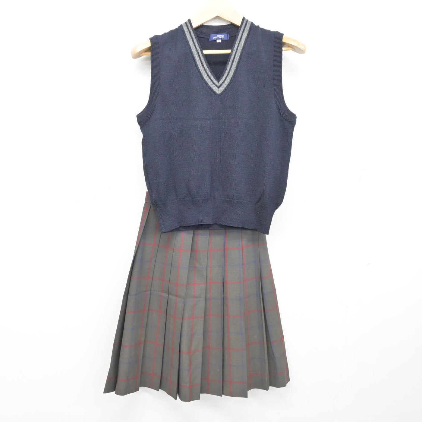 【中古】愛知県 豊田東高等学校 女子制服 2点 (ニットベスト・スカート) sf102268