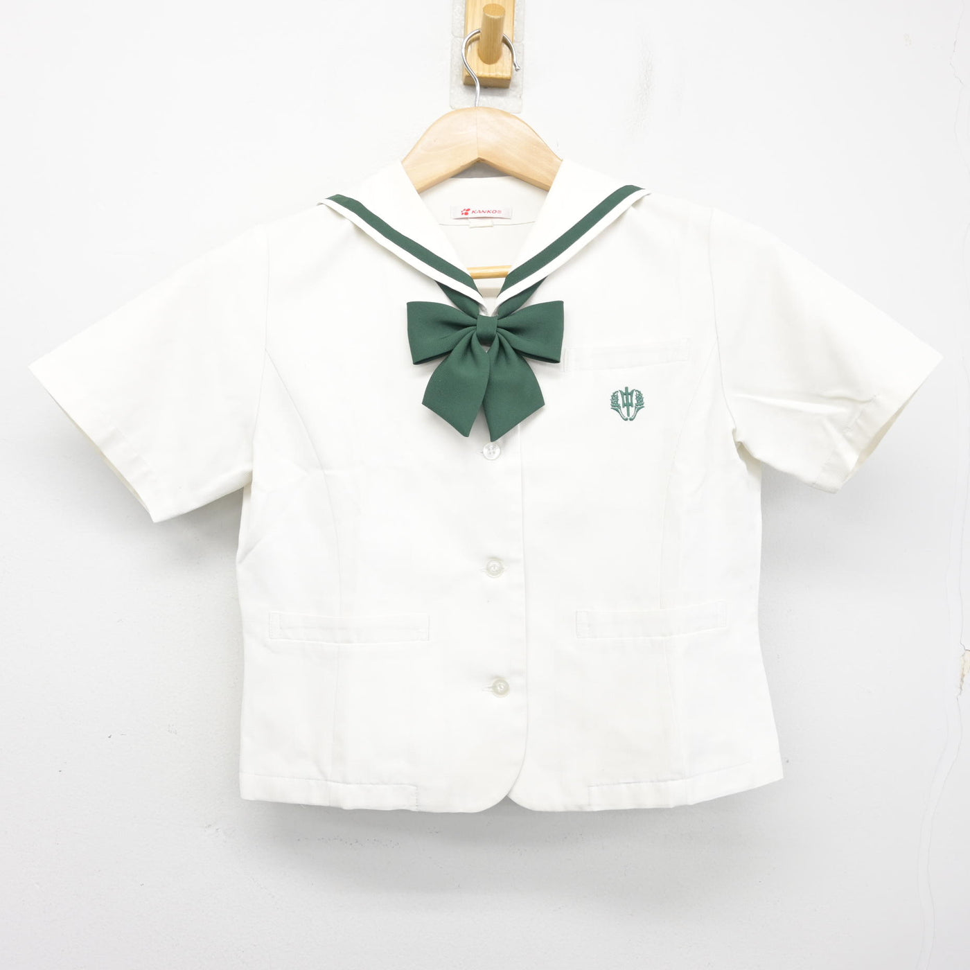 【中古】佐賀県 成穎中学校 女子制服 3点 (セーラー服・スカート) sf102301