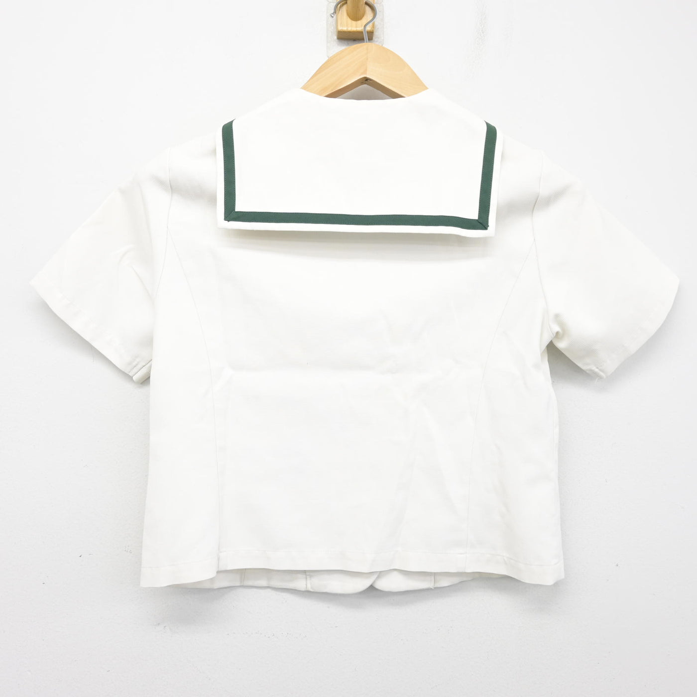 【中古】佐賀県 成穎中学校 女子制服 3点 (ニットベスト・セーラー服) sf102302