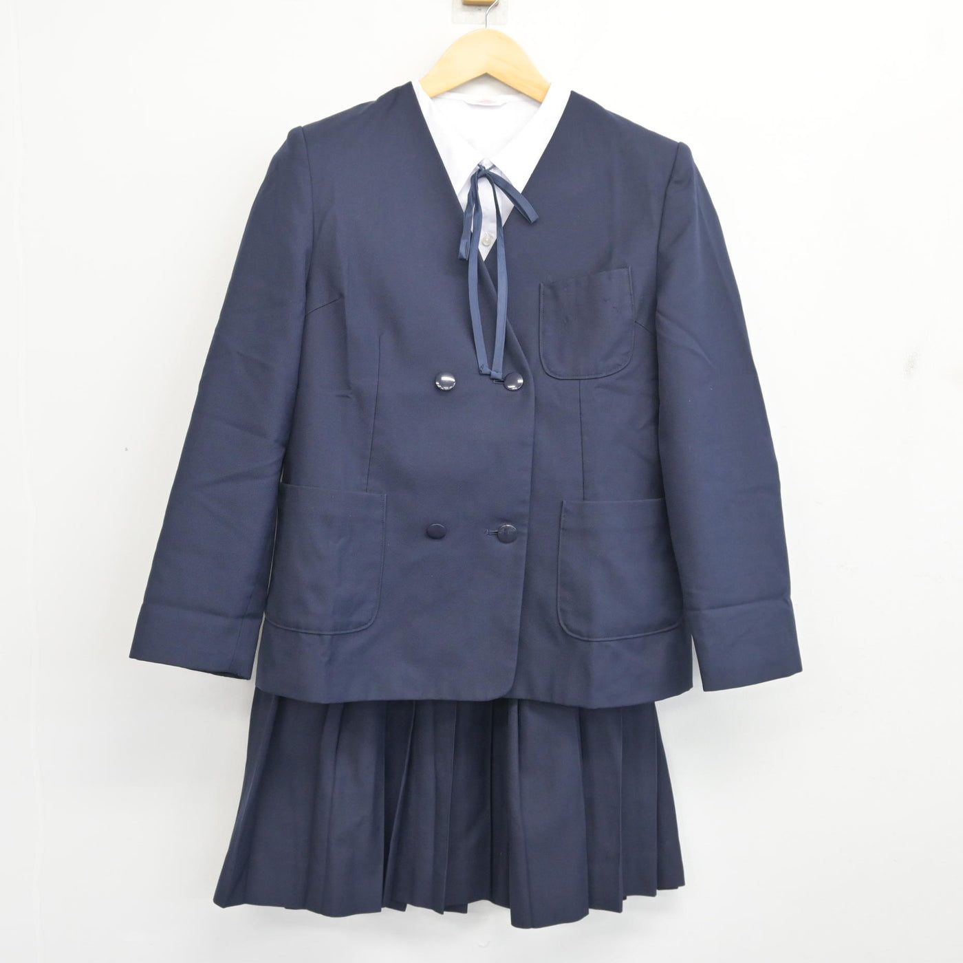 【中古】岩手県 大槌学園 女子制服 4点 (ブレザー・シャツ・スカート) sf102310