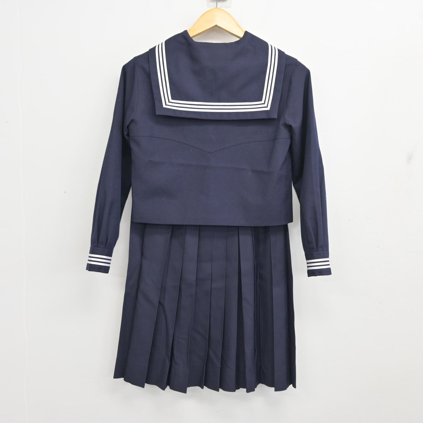 【中古】東京都 十文字中学校 女子制服 3点 (セーラー服・スカート) sf102315
