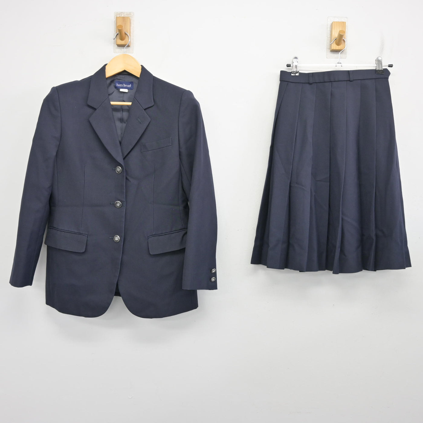 【中古】宮崎県 都城高等学校 女子制服 2点 (ブレザー・スカート) sf102357