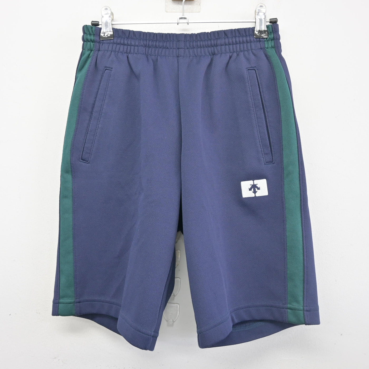 【中古】宮崎県 都城高等学校 女子制服 3点 (体操服 上・体操服 下) sf102360