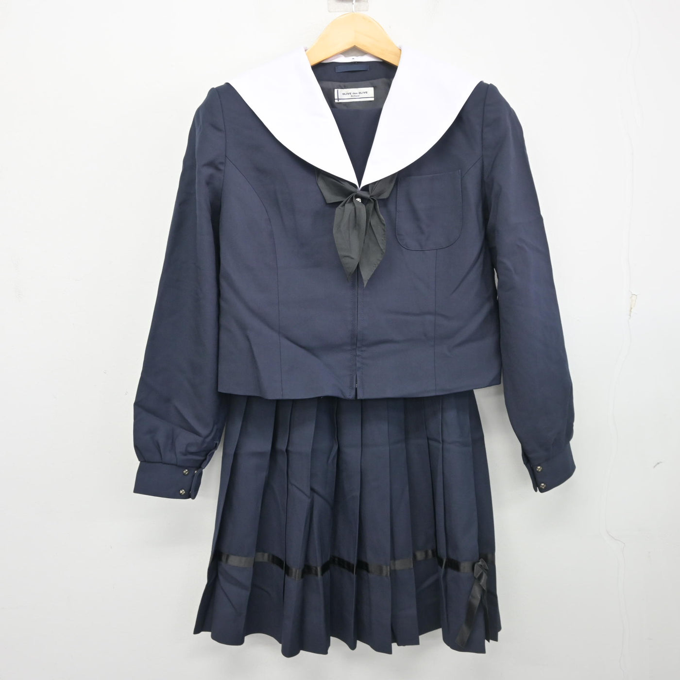 中古】岐阜県 加納高等学校 女子制服 3点 (セーラー服・スカート 中古】岐阜県 加納高等学校 女子制服 3点 (セーラー服・スカート