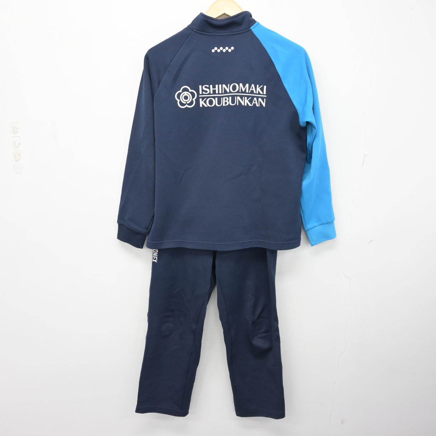 【中古】宮城県 石巻好文館高等学校 女子制服 2点 (ジャージ 上・ジャージ 下) sf102446