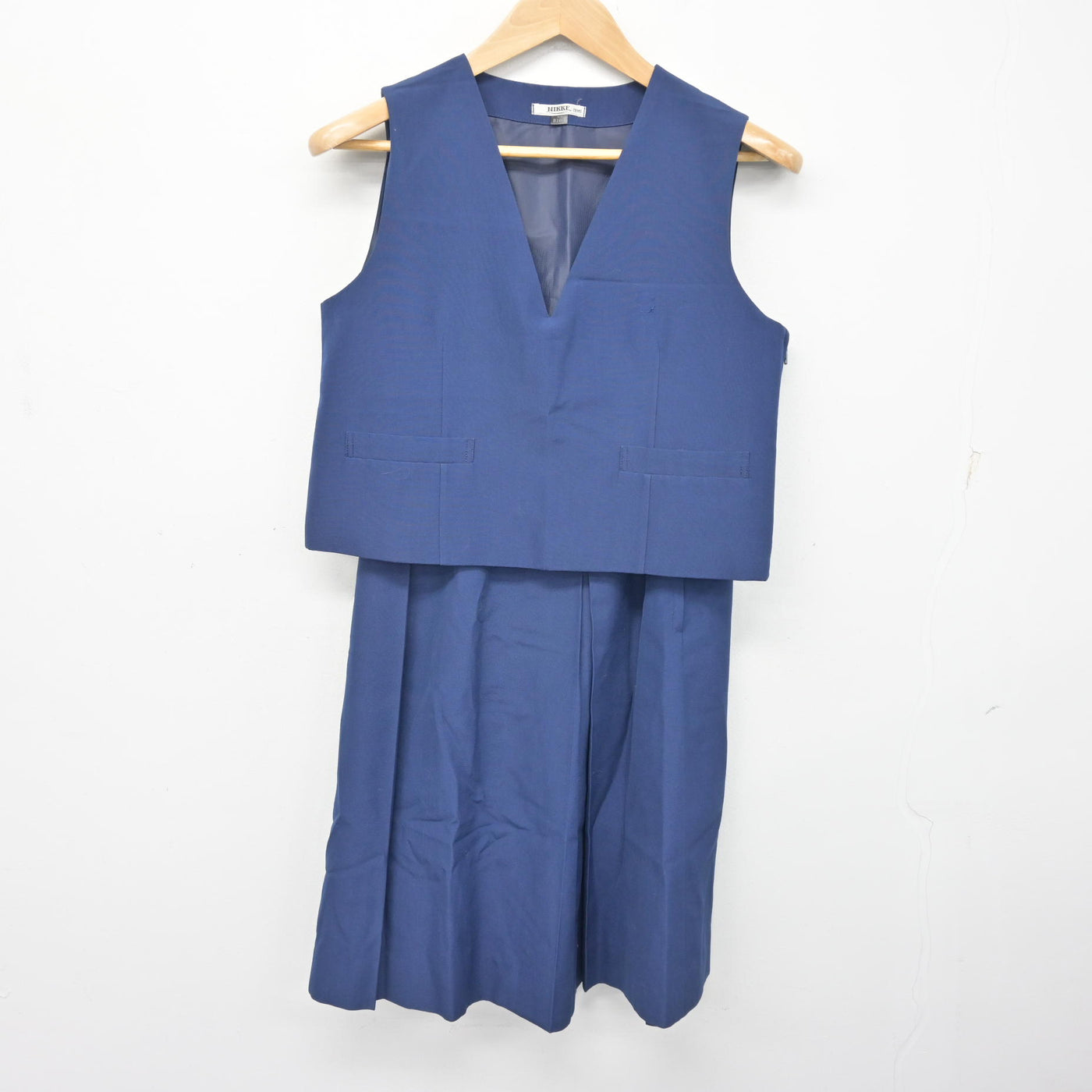 【中古】埼玉県 住吉中学校 女子制服 2点 (ベスト・スカート) sf102456