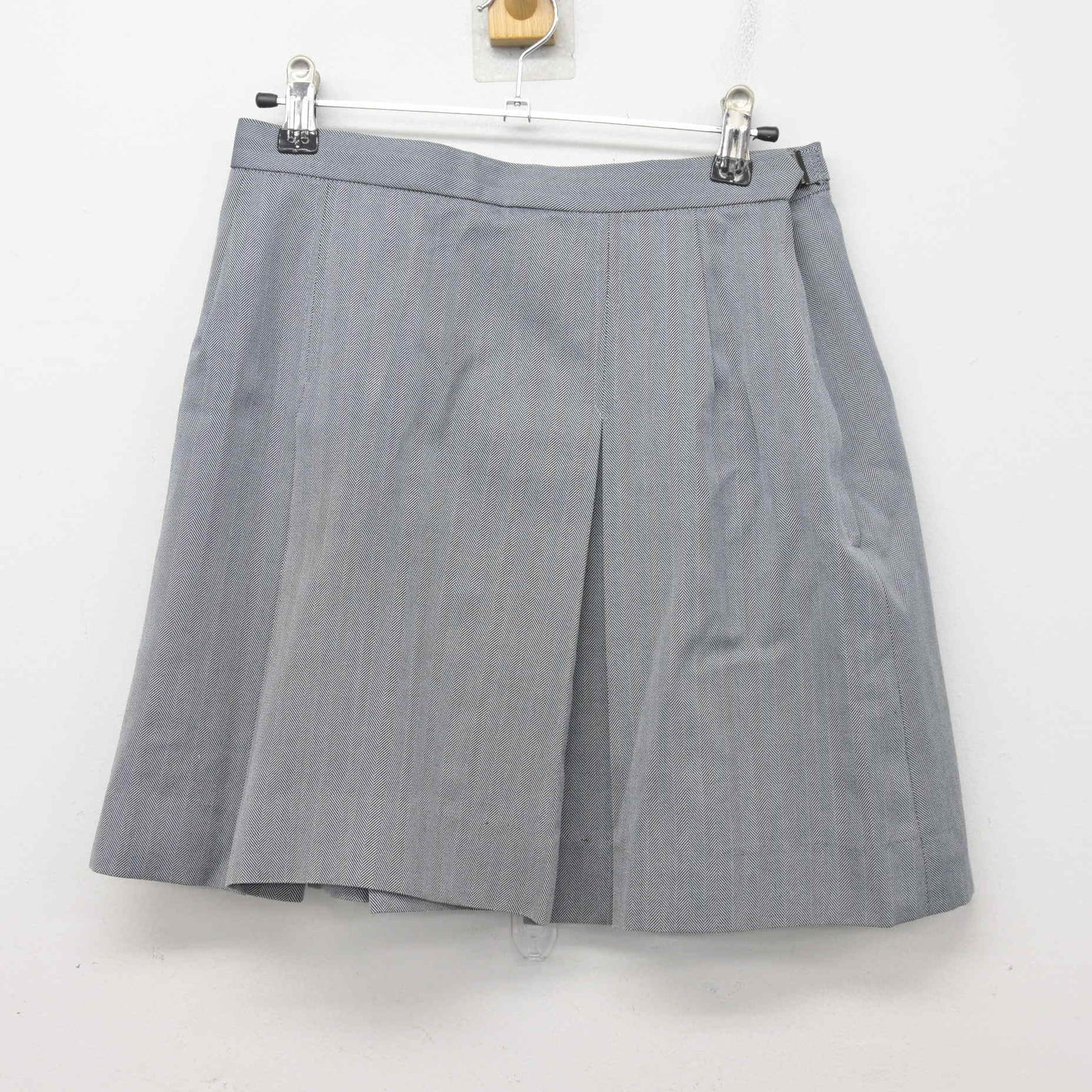 【中古】東京都 国際高等学校 女子制服 2点 (ブレザー・スカート) sf102459