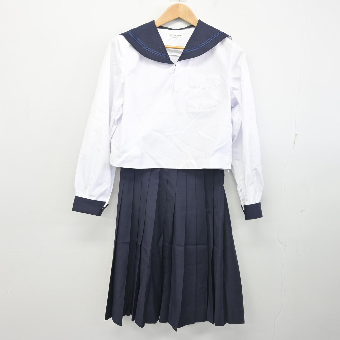 中古】北海道 札幌丘珠高等学校 女子制服 2点 (セーラー服・スカート 