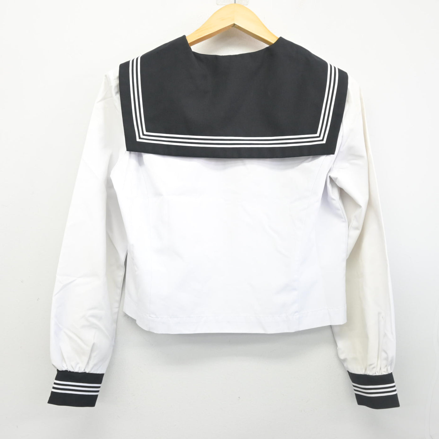 【中古】三重県 松阪高等学校 女子制服 1点 (セーラー服) sf102488