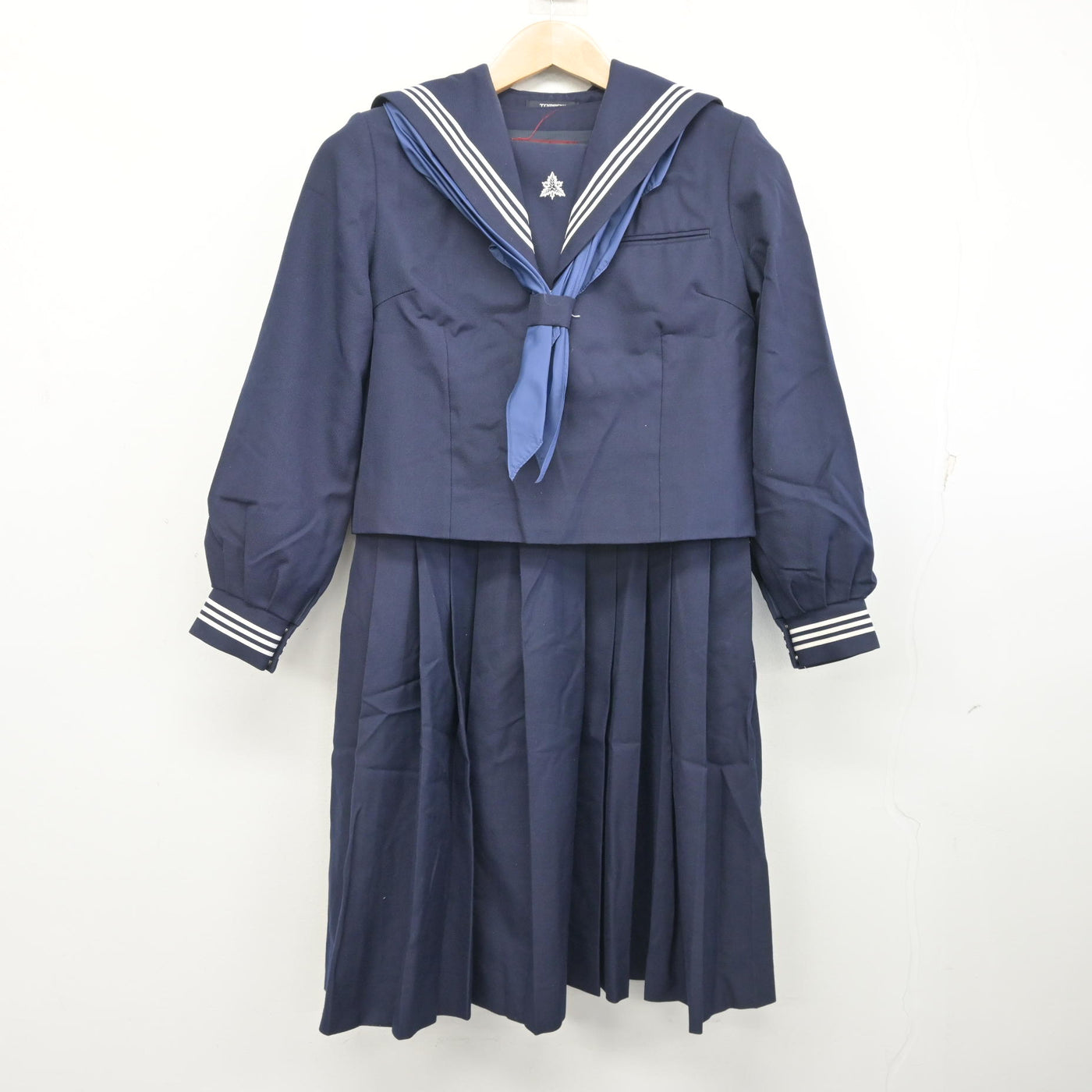 【中古】千葉県 船橋中学校 女子制服 4点 (セーラー服・ジャンパースカート) sf102493