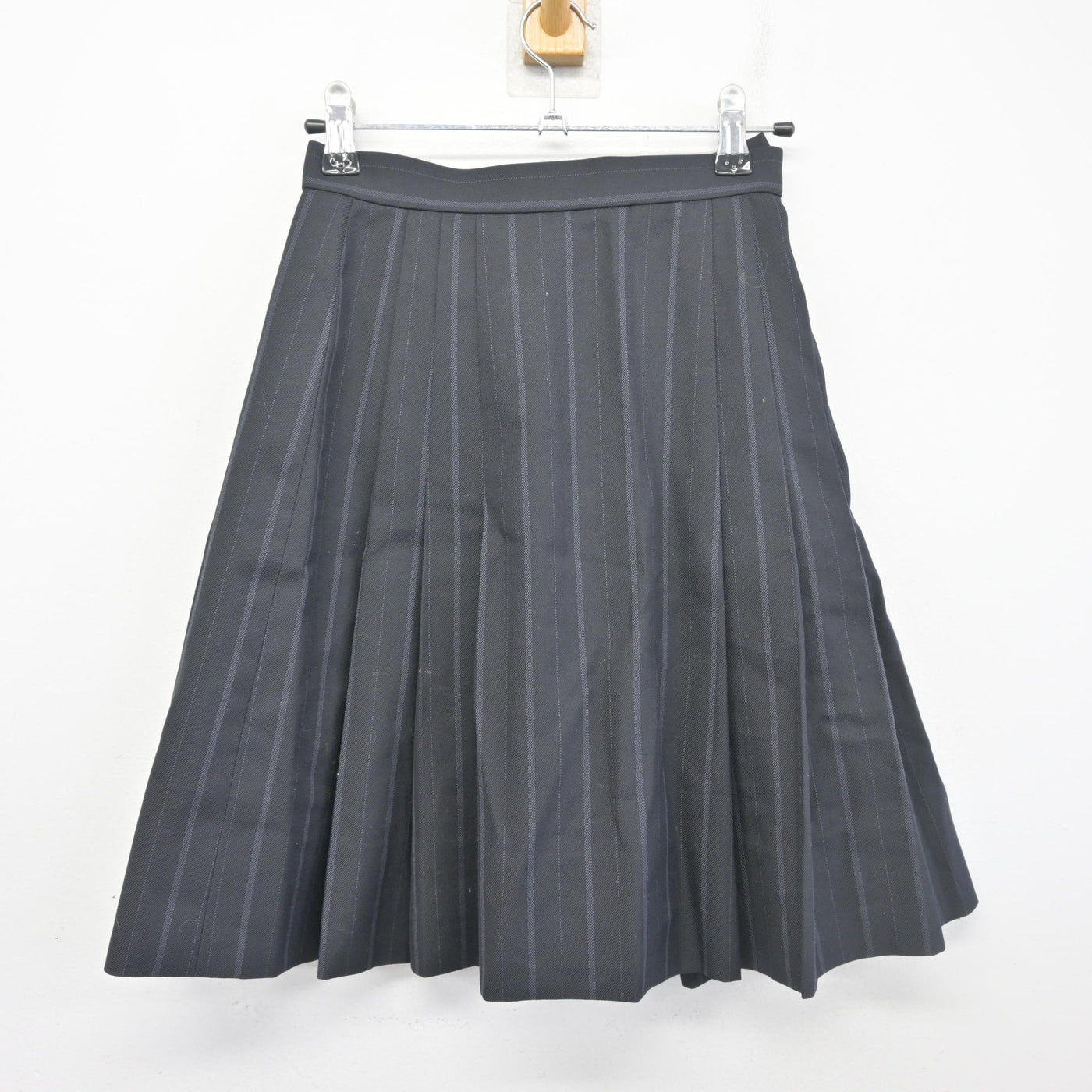 【中古】埼玉県 久喜高等学校 女子制服 3点 (ブレザー・シャツ・スカート) sf102512