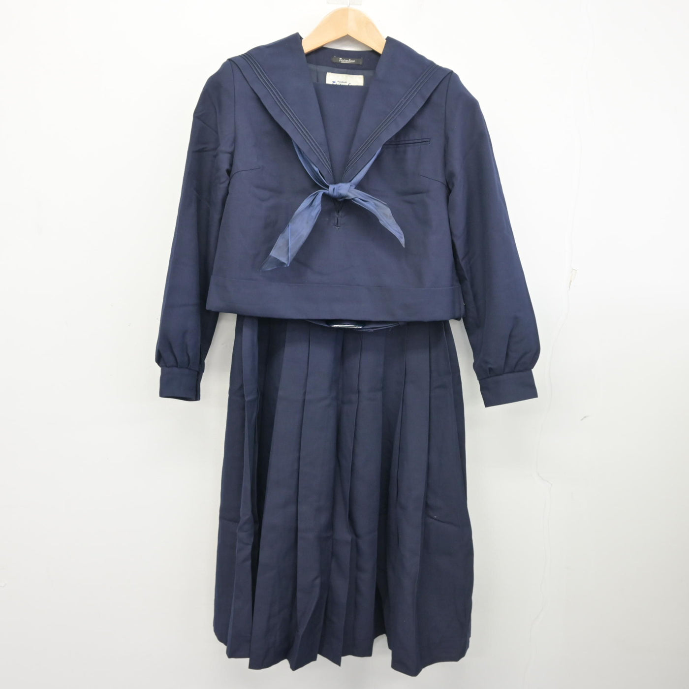 【中古】福岡県 北九州市立黒崎中学校 女子制服 3点 (セーラー服・ジャンパースカート) sf102540