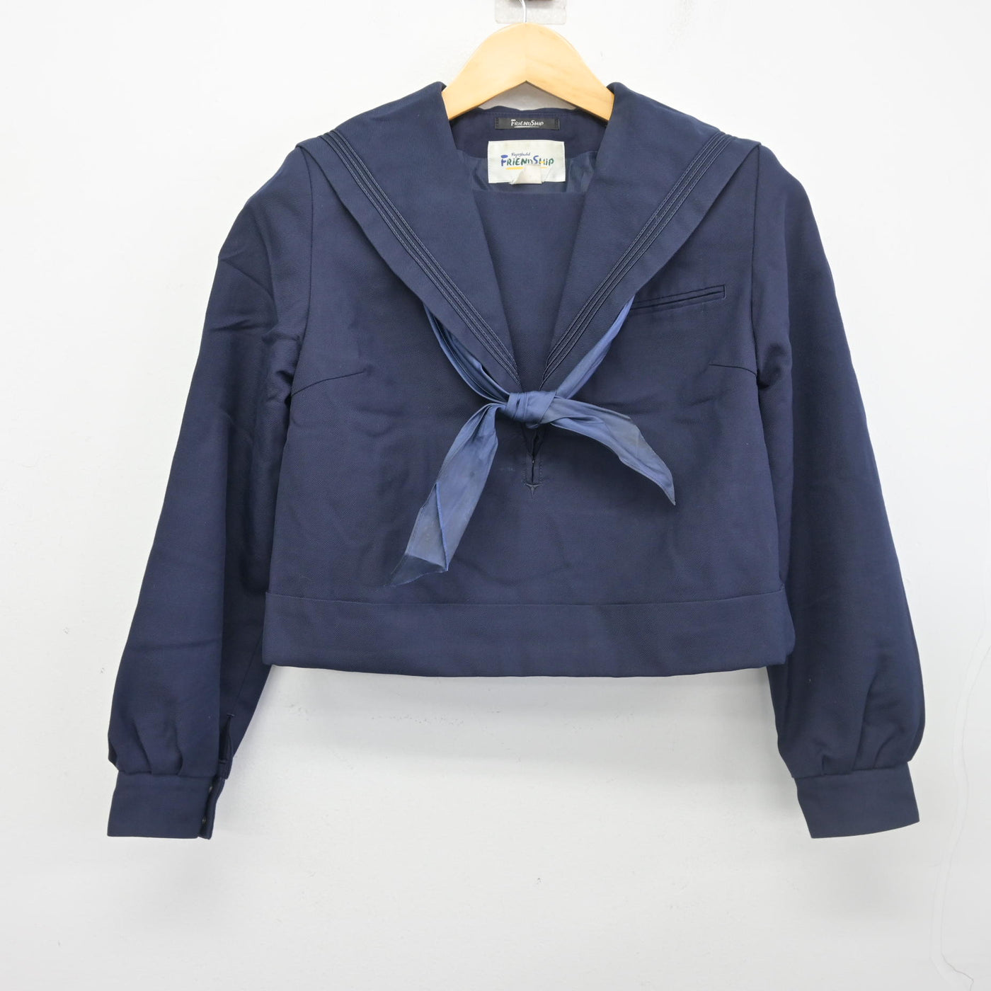 【中古】福岡県 北九州市立黒崎中学校 女子制服 3点 (セーラー服・ジャンパースカート) sf102540