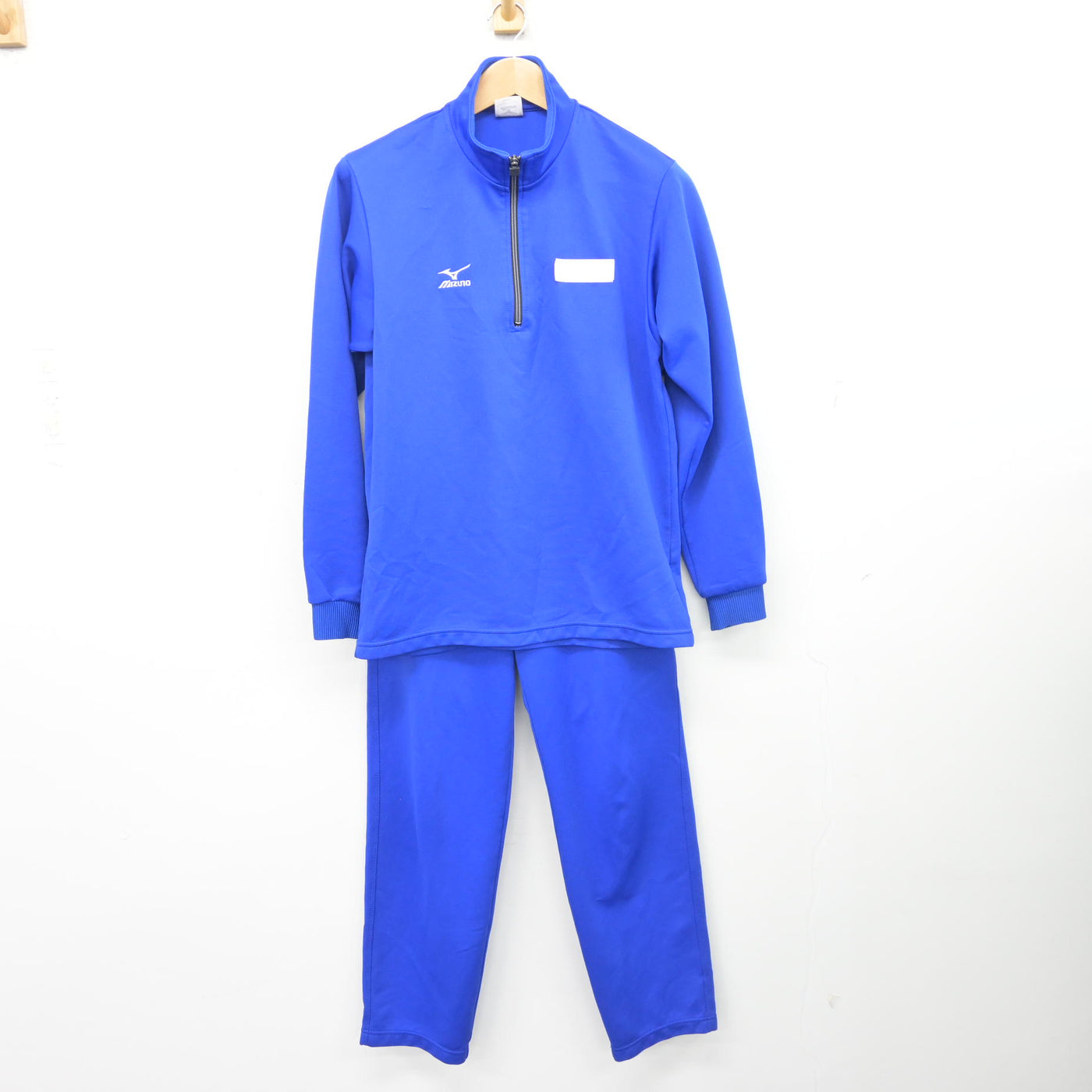 【中古】大阪府 津久野中学校 女子制服 2点 (ジャージ 上・ジャージ 下) sf102550