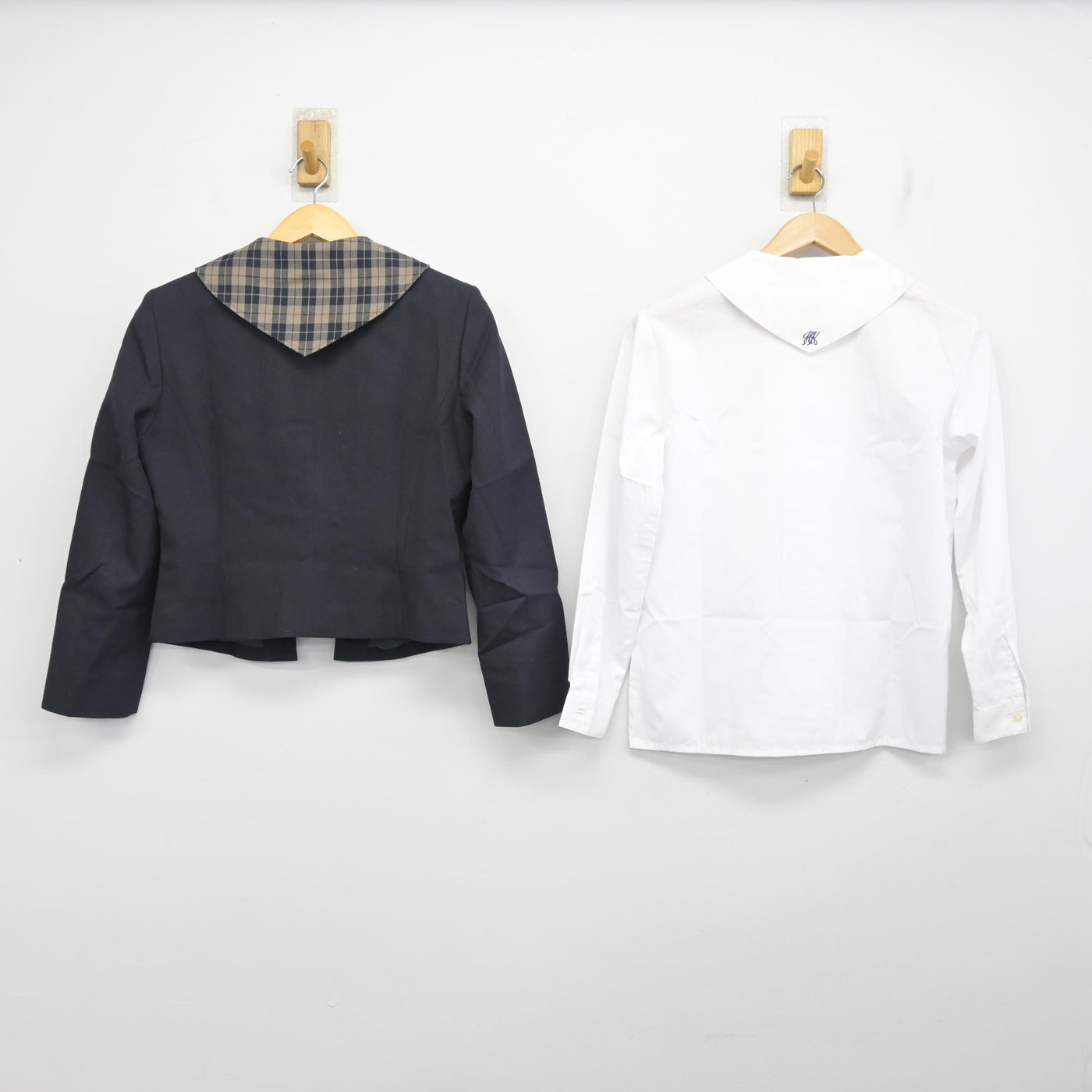 【中古】岡山県 明誠学院高等学校 女子制服 3点 (ブレザー・シャツ・スカート) sf102602