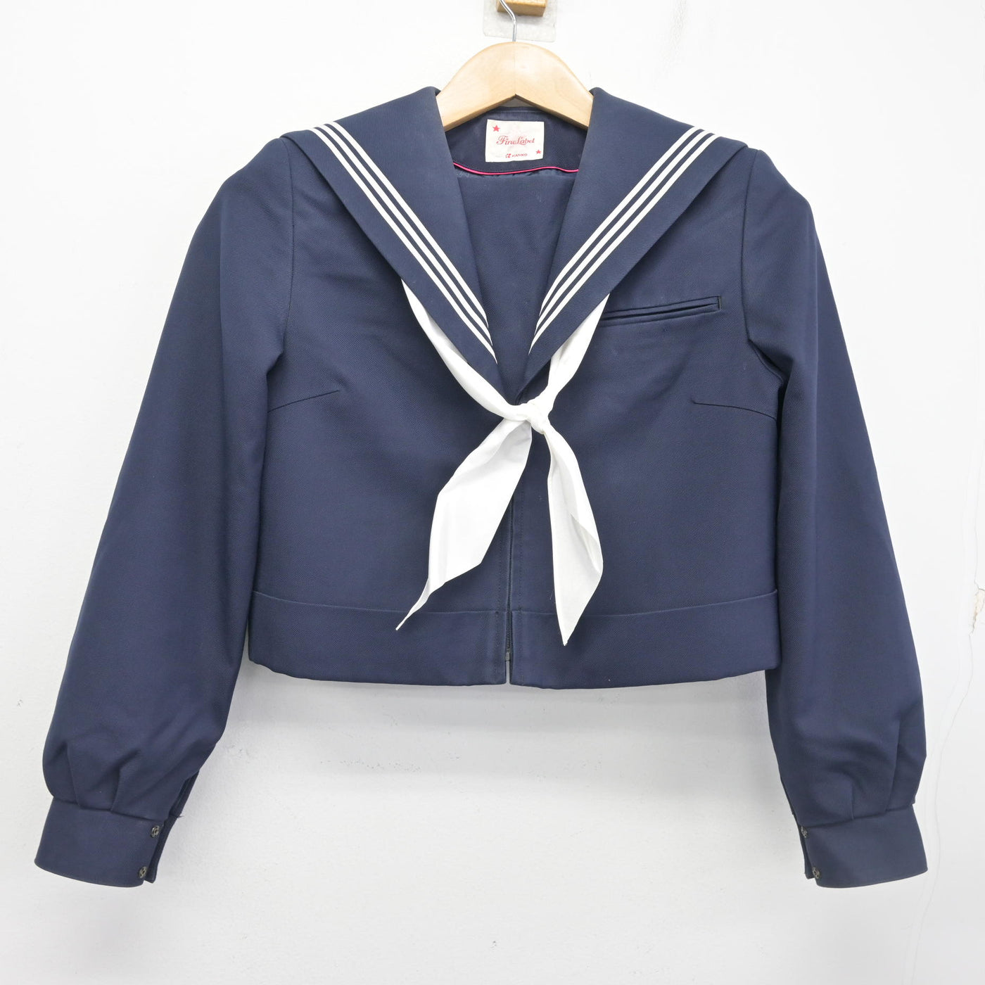 【中古】福岡県 遠賀中学校 女子制服 3点 (セーラー服・ジャンパースカート) sf102615