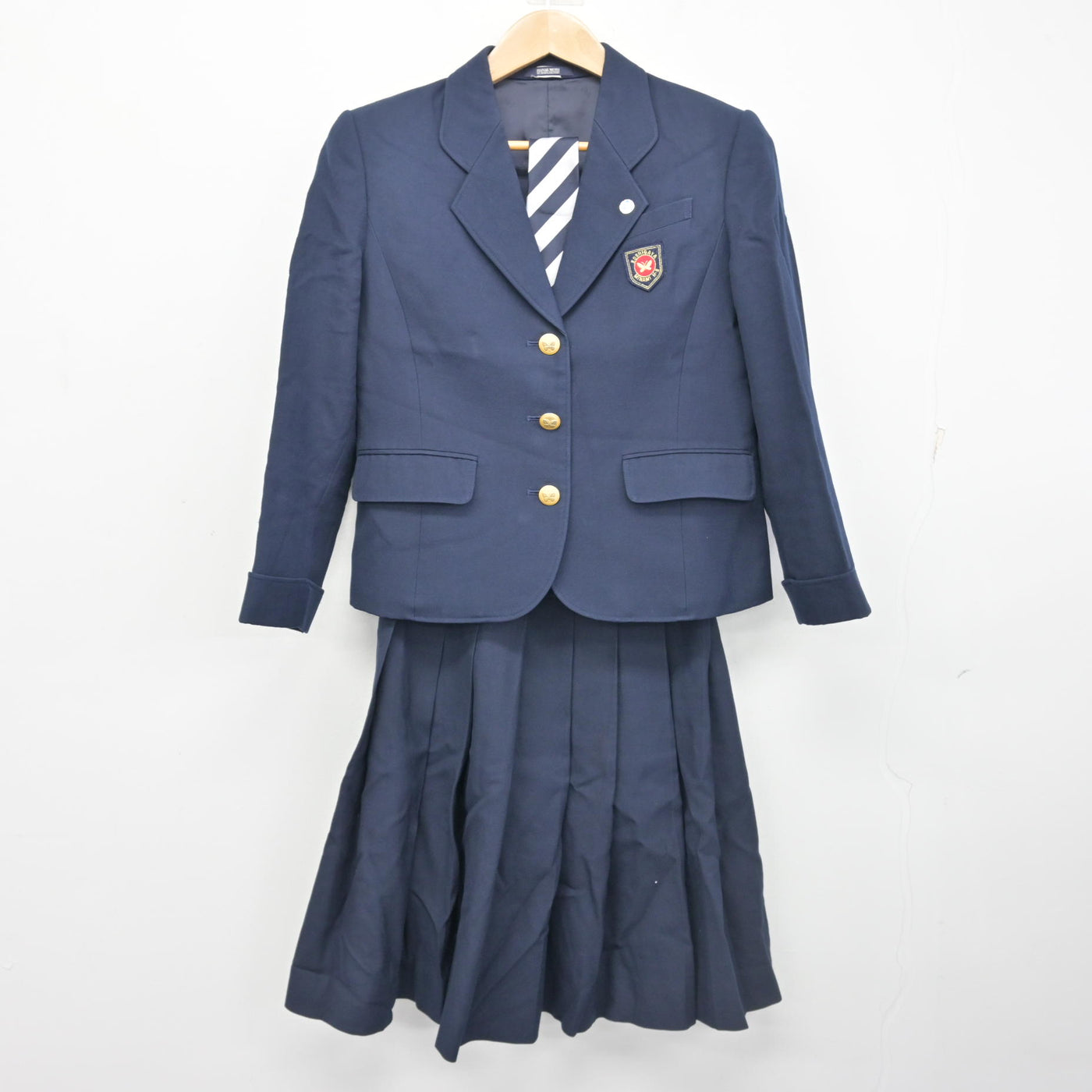 【中古】埼玉県 越谷南高等学校 女子制服 4点 (ブレザー・スカート) sf102623