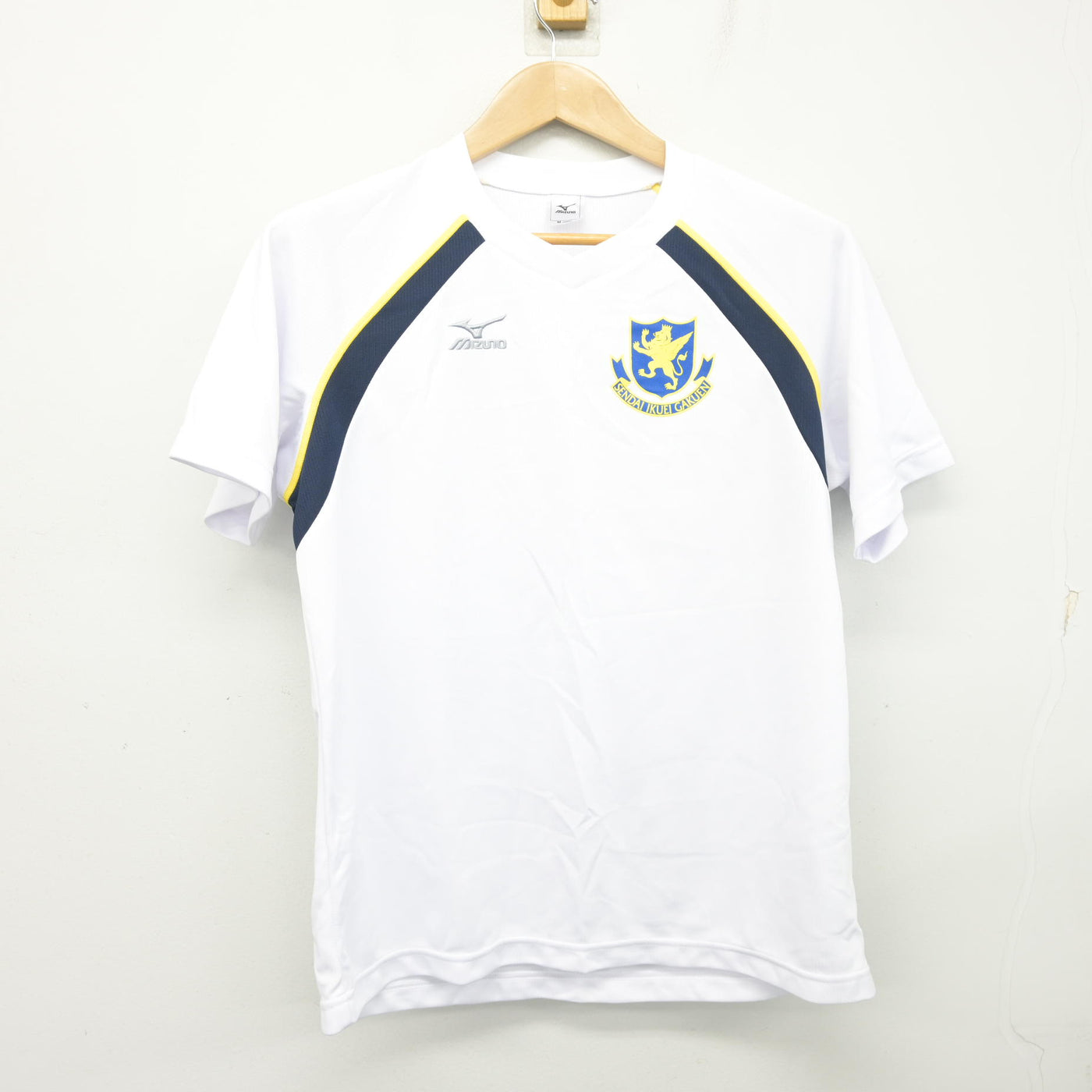 【中古】宮城県 秀光中学校 女子制服 2点 (体操服 上・体操服 下) sf102639