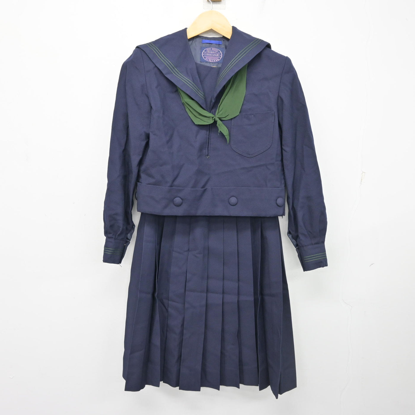 【中古】大阪府 樟蔭高等学校 女子制服 3点 (セーラー服・スカート) sf102657