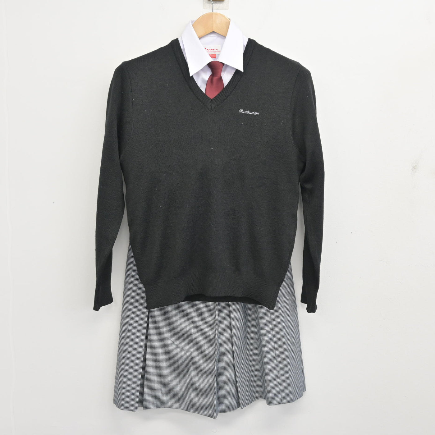 【中古】兵庫県 苦楽園中学校 女子制服 6点 (ブレザー・シャツ・スカート・ニット) sf102672