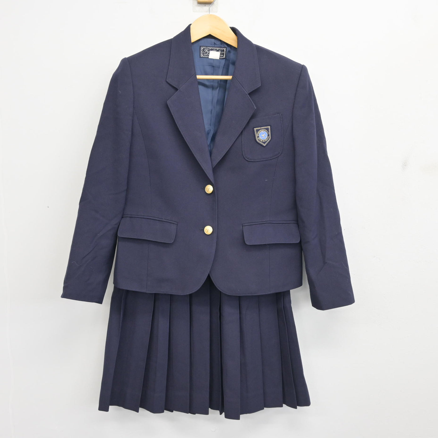 【中古】栃木県 宇都宮短期大学附属高等学校 女子制服 2点 (ブレザー・スカート) sf102688
