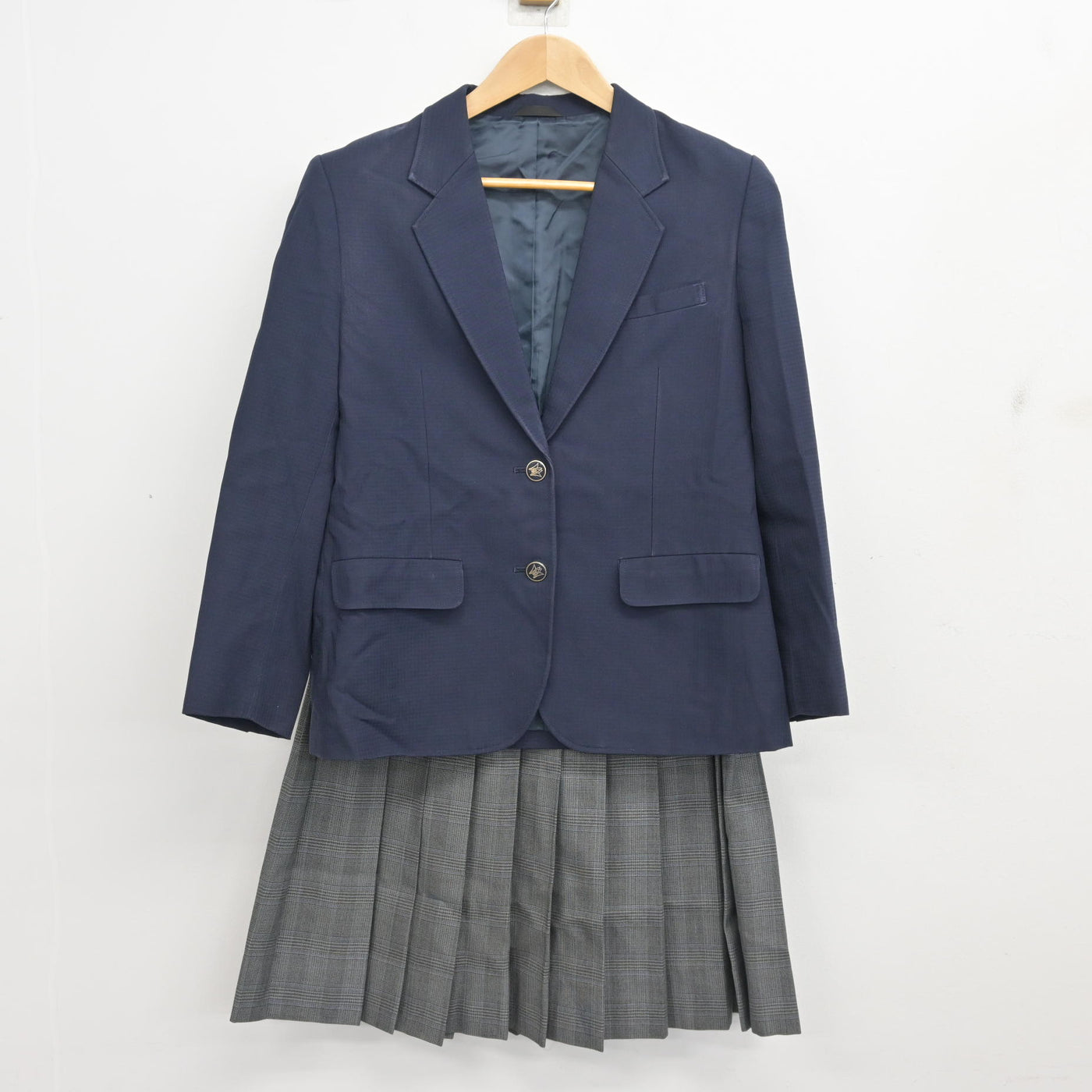 【中古】千葉県 七林中学校 女子制服 3点 (ブレザー・スカート) sf102699