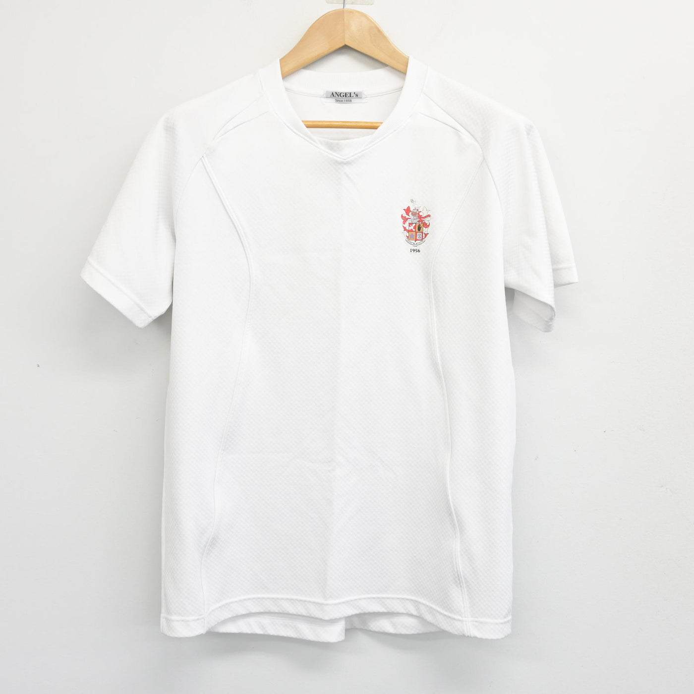 【中古】鹿児島県 神村学園高等部 女子制服 2点 (体操服 上・体操服 下) sf102708