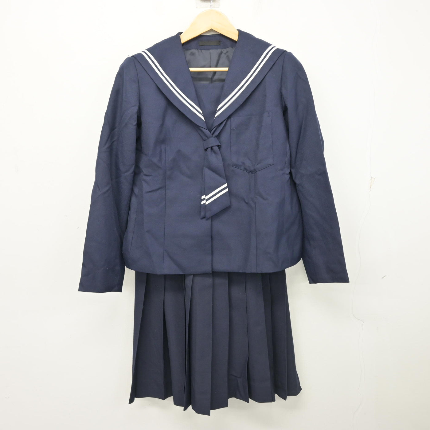 【中古】福島県 清水中学校 女子制服 4点 (セーラー服・スカート・スカート) sf102735
