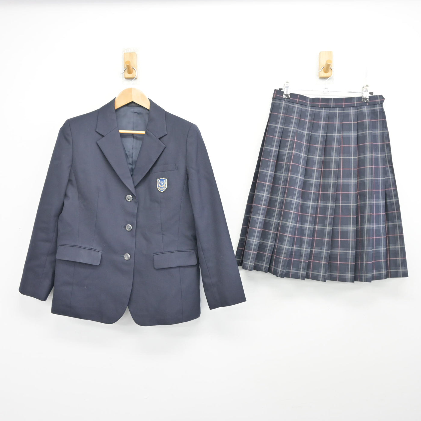 【中古】大阪府 守口東高等学校 女子制服 2点 (ブレザー・スカート) sf102766