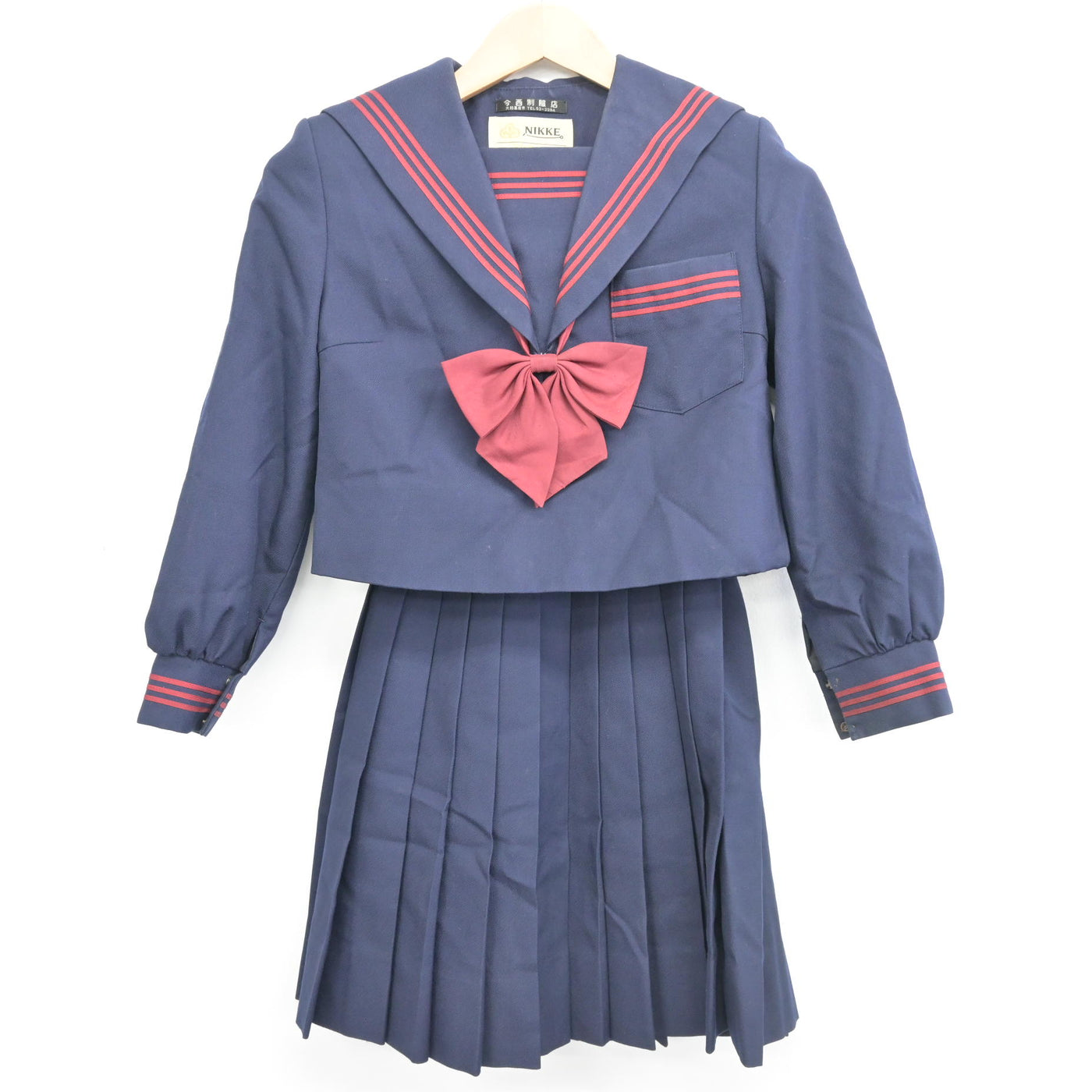 【中古】奈良県 片塩中学校 女子制服 4点 (セーラー服・スカート) sf102780