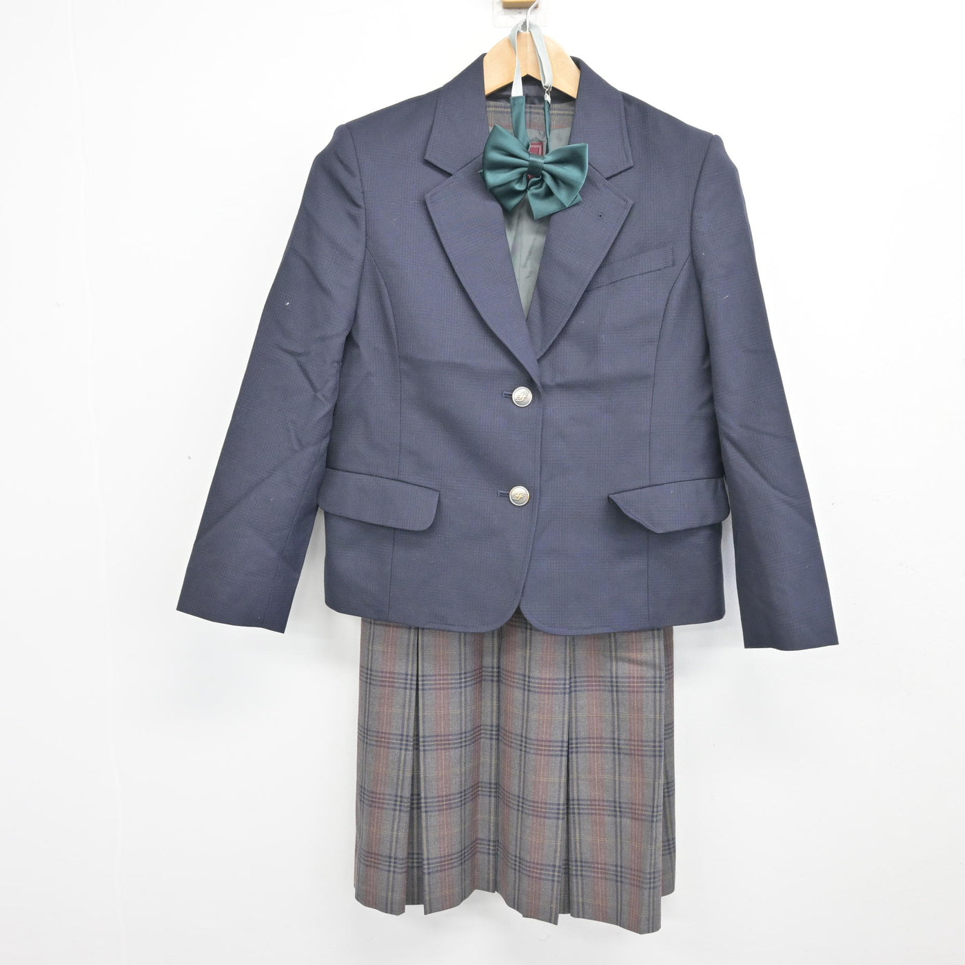 【中古】北海道 新陵中学校 女子制服 4点 (ブレザー・ベスト・スカート) sf102781