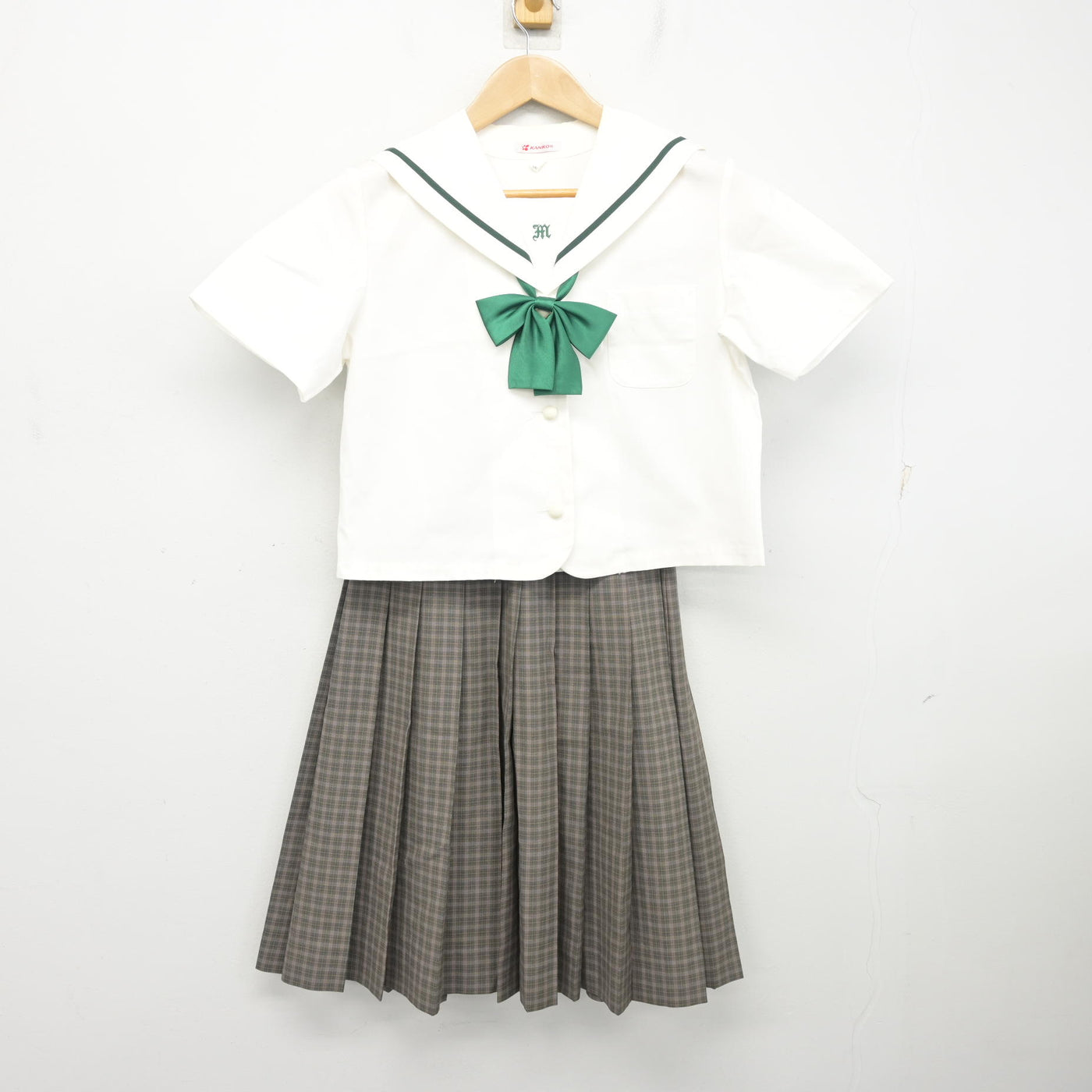 【中古】福島県 中央台南中学校 女子制服 3点 (セーラー服・スカート) sf102822