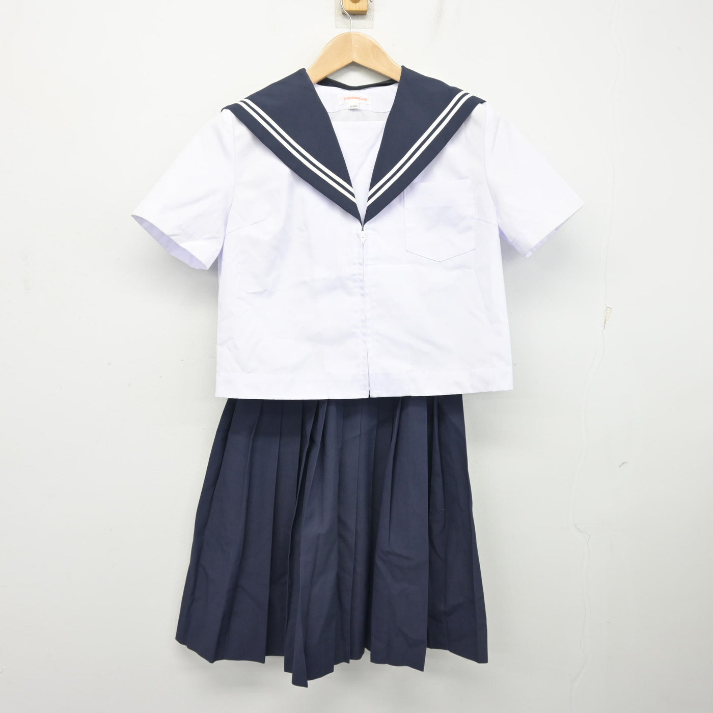 【中古】愛知県 上野中学校 女子制服 2点 (セーラー服・スカート) sf102825