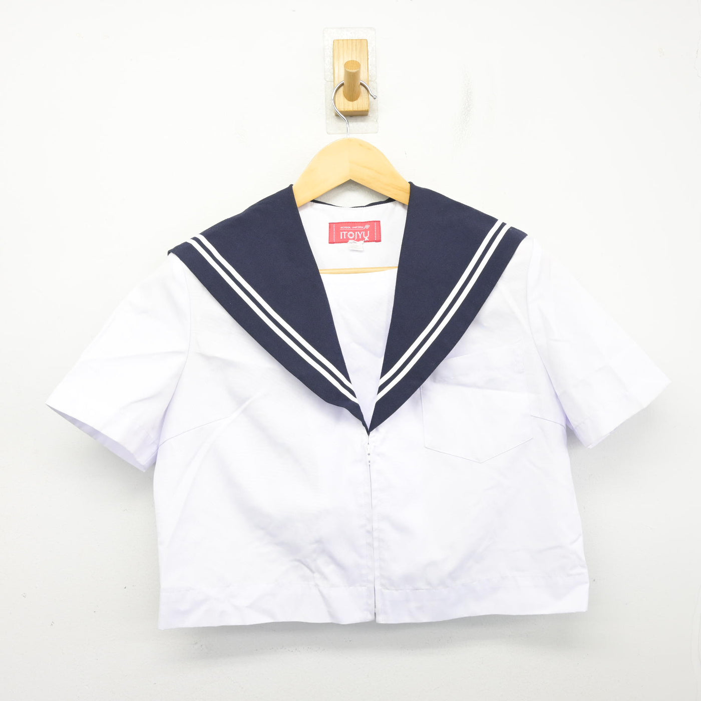 【中古】愛知県 上野中学校 女子制服 2点 (セーラー服) sf102827