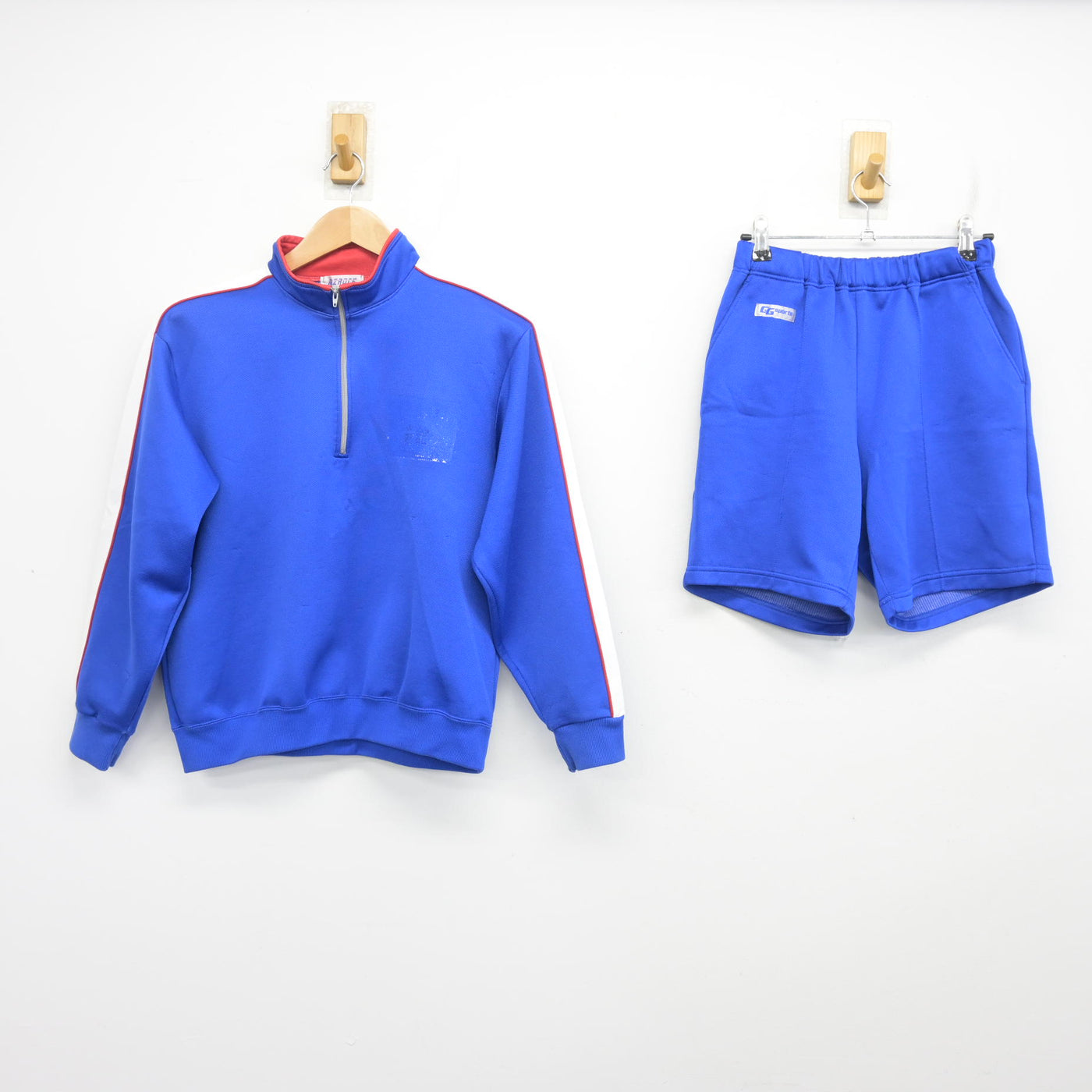 【中古】千葉県 小中台中学校 女子制服 2点 (ジャージ 上・体操服 下) sf102876