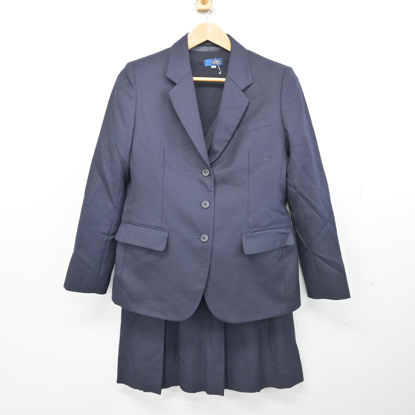 【中古】東京都 普連土学園高等学校 女子制服 3点 (ブレザー・ニット・スカート) sf102881