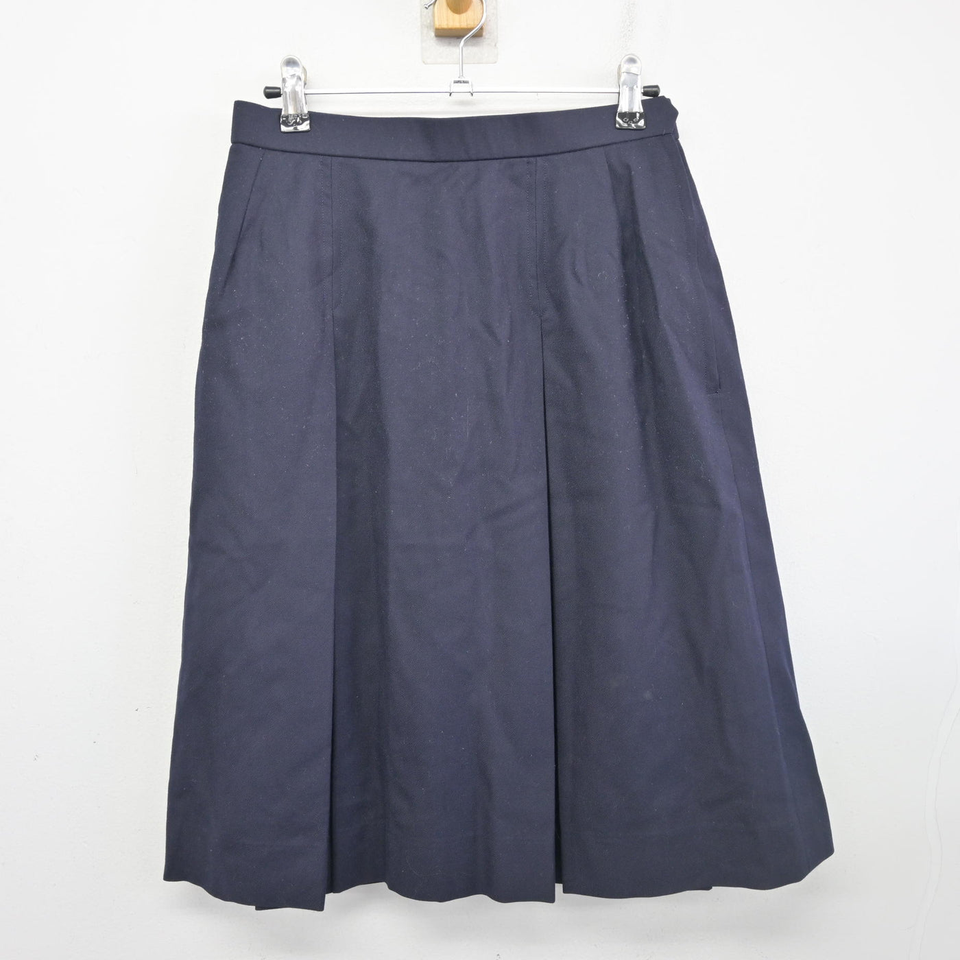 【中古】東京都 普連土学園高等学校 女子制服 3点 (ブレザー・ニット・スカート) sf102881