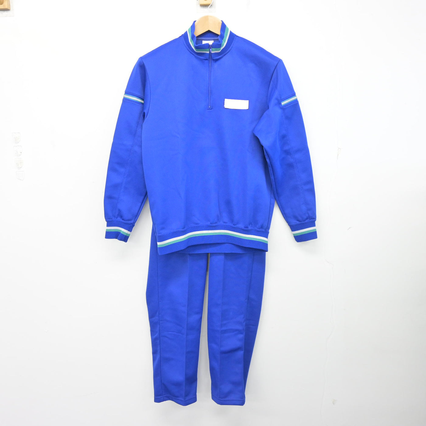 【中古】鳥取県 湊山中学校 女子制服 2点 (ジャージ 上・ジャージ 下) sf102917