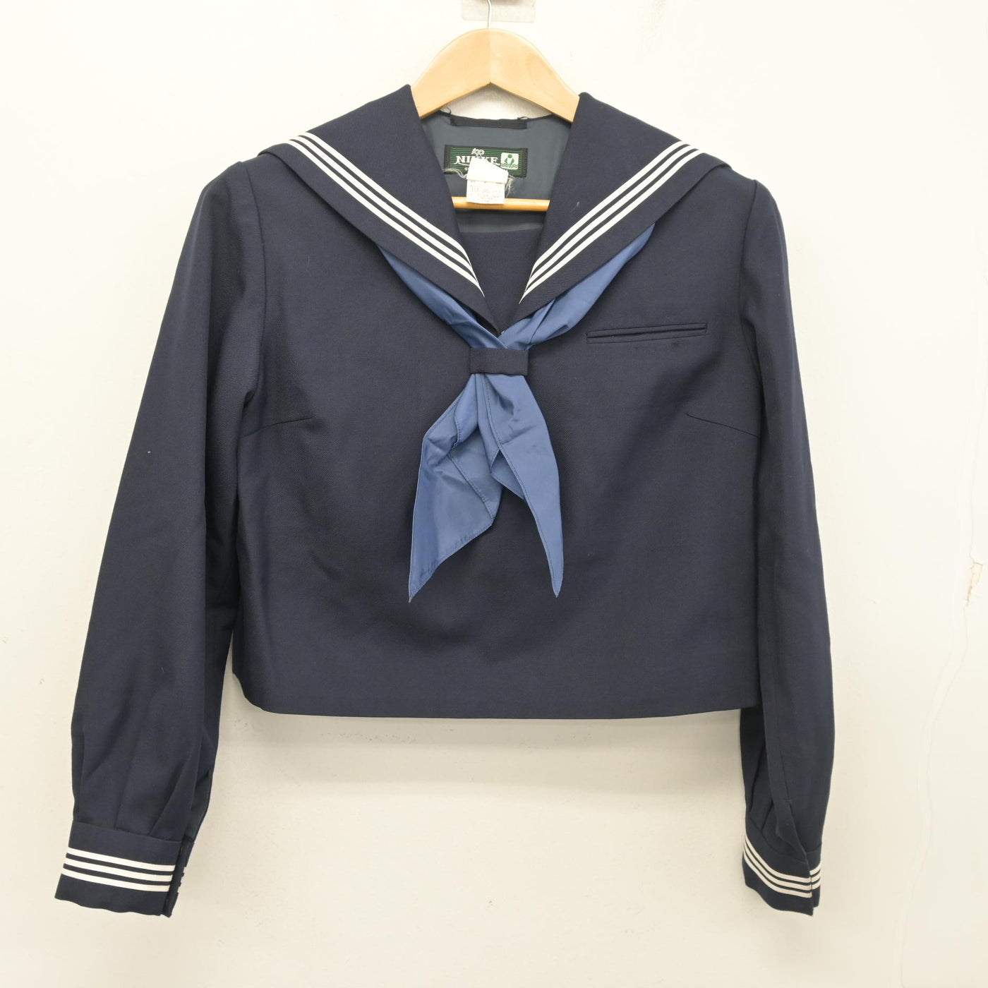 【中古】神奈川県 御幸中学校/旧制服 女子制服 3点 (セーラー服・ジャンパースカート) sf102931