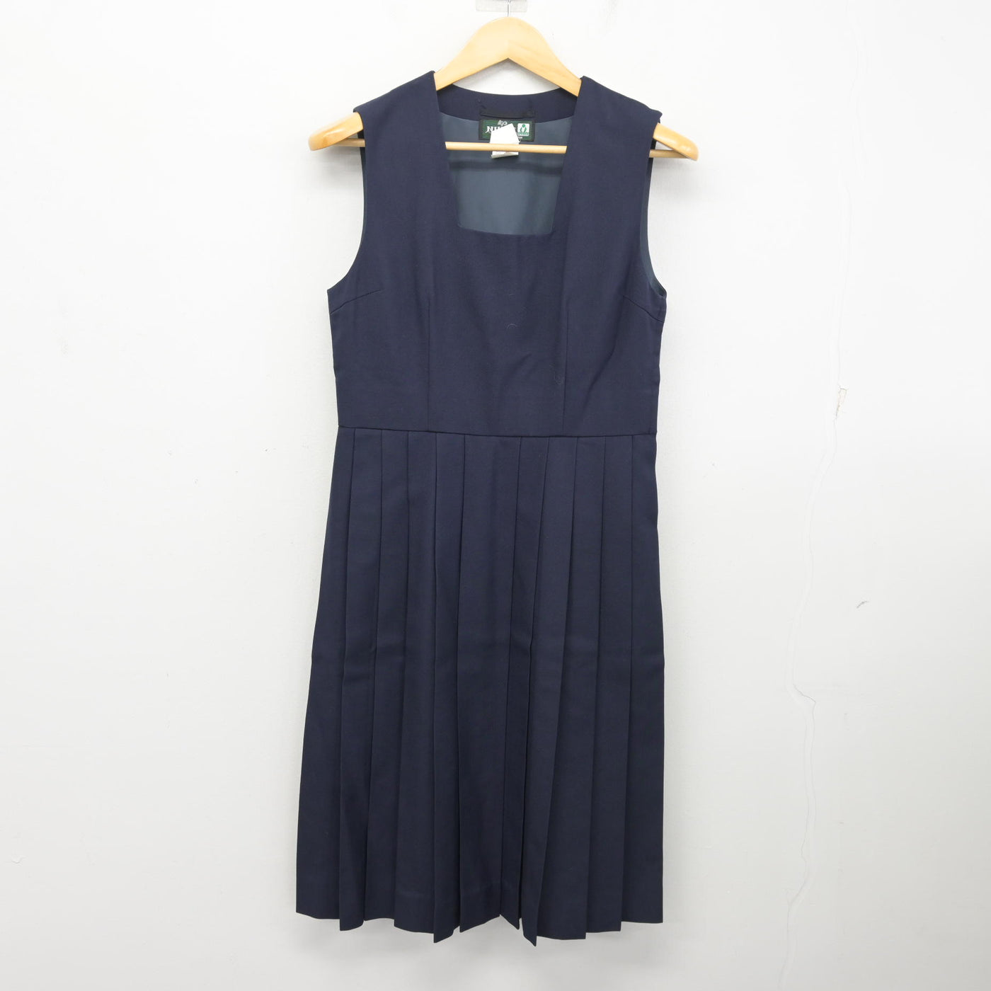 【中古】神奈川県 御幸中学校/旧制服 女子制服 3点 (セーラー服・ジャンパースカート) sf102931