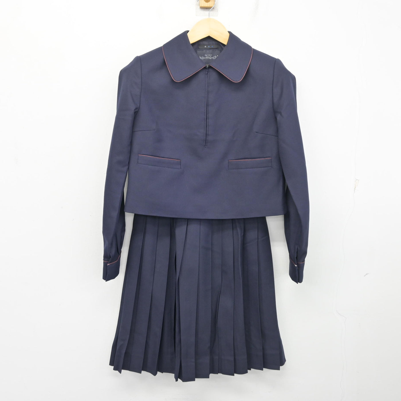 南港北中学校のスカート 2 中古】大阪府 南港北中学校 女子制服 2点 (シャツ・スカート) sf124086