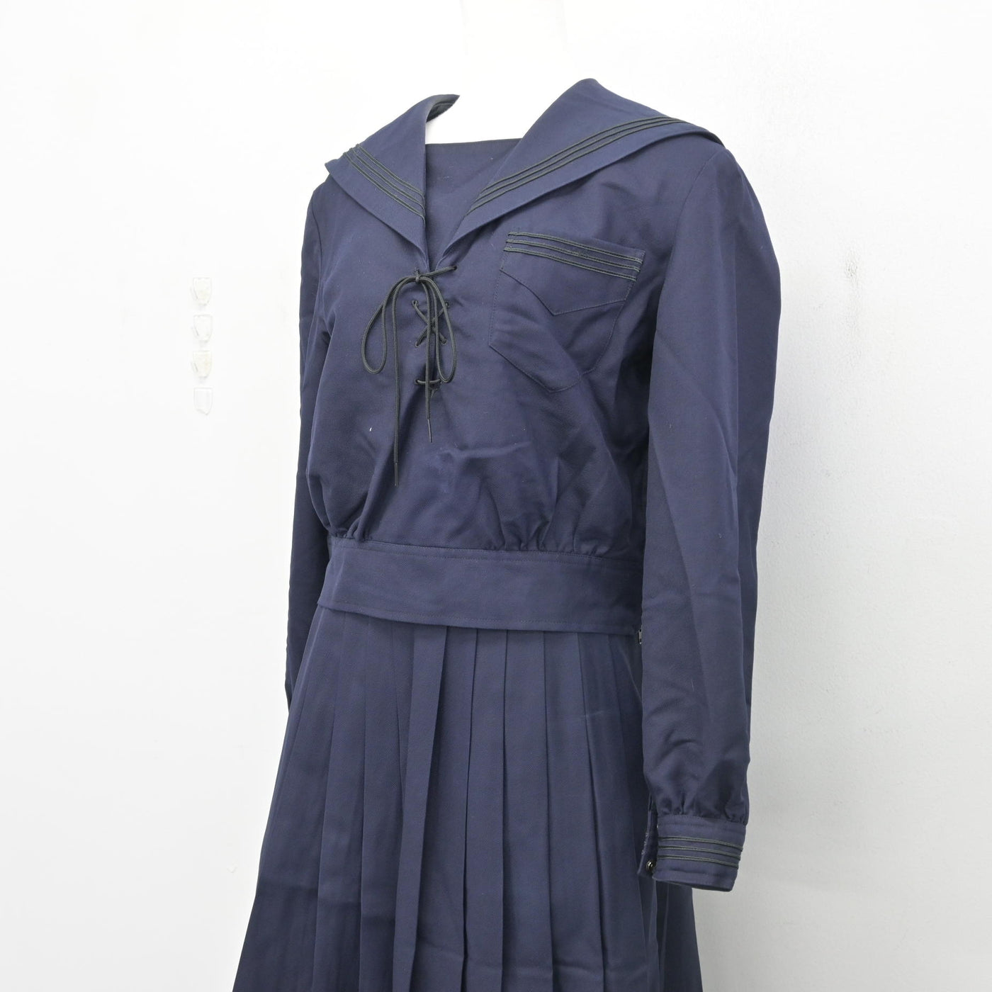 【中古】兵庫県 神戸山手グローバル高等学校 女子制服 3点 (セーラー服・スカート) sf102960