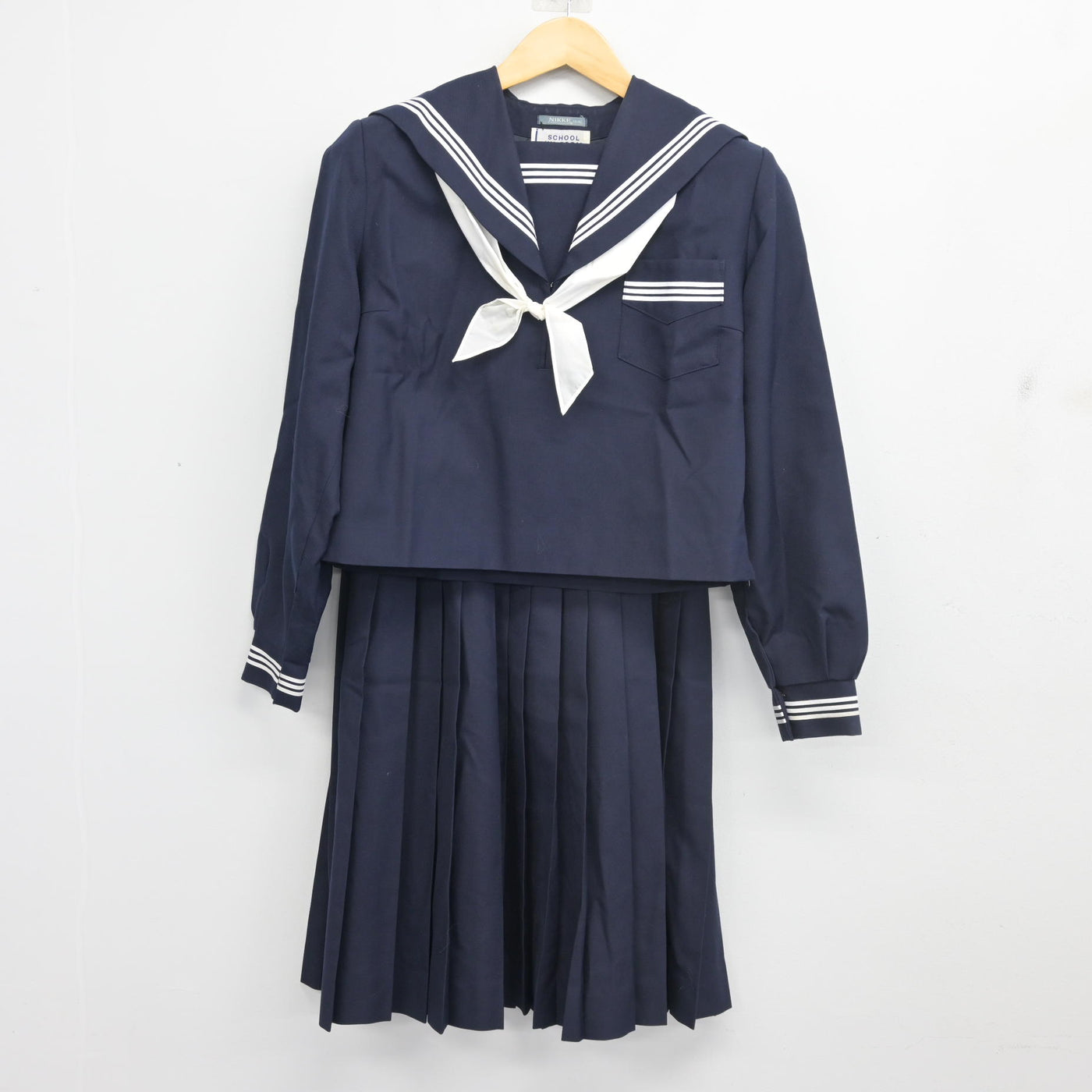 【中古】兵庫県 福崎東中学校 女子制服 3点 (セーラー服・スカート) sf103038