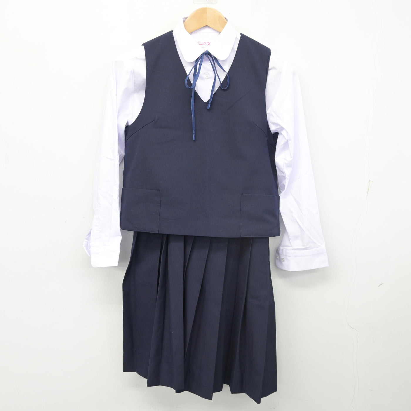 【中古】長崎県 大野中学校 女子制服 5点 (ブレザー・ベスト・シャツ・スカート) sf103066